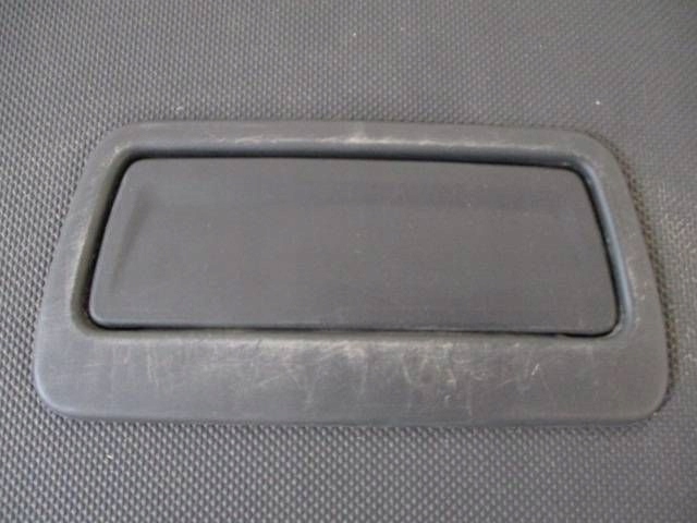 Audi Q5 80A ролета багажника