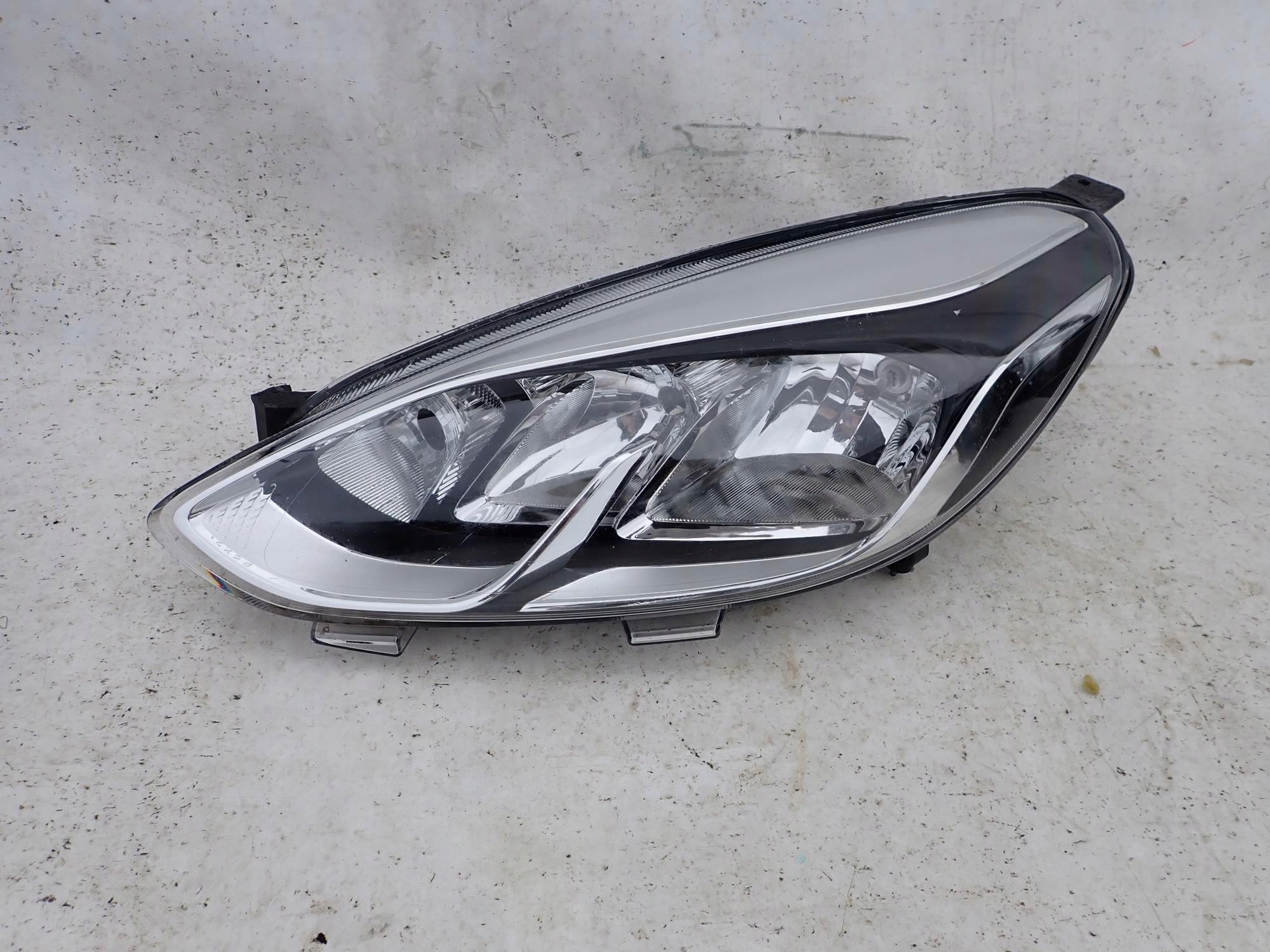 FORD FIESTA VIII 8 MK8 16-21 light front left