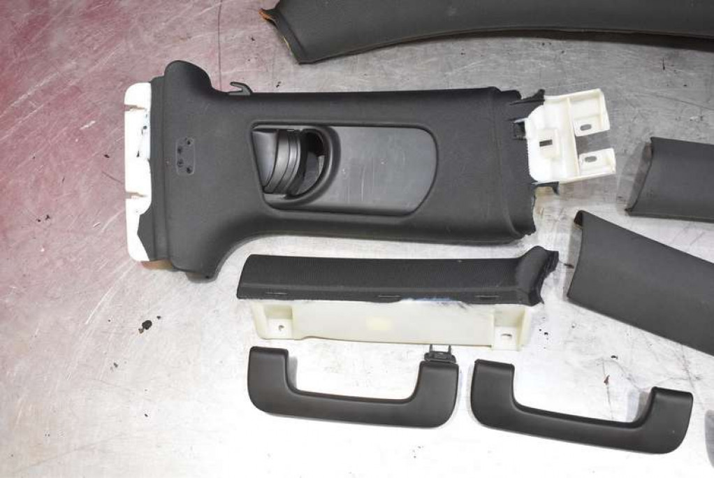 PODSUFITKA KOMPLET AUDI A3 8P 3D S-LINE 04-08 Numer katalogowy części AUDI