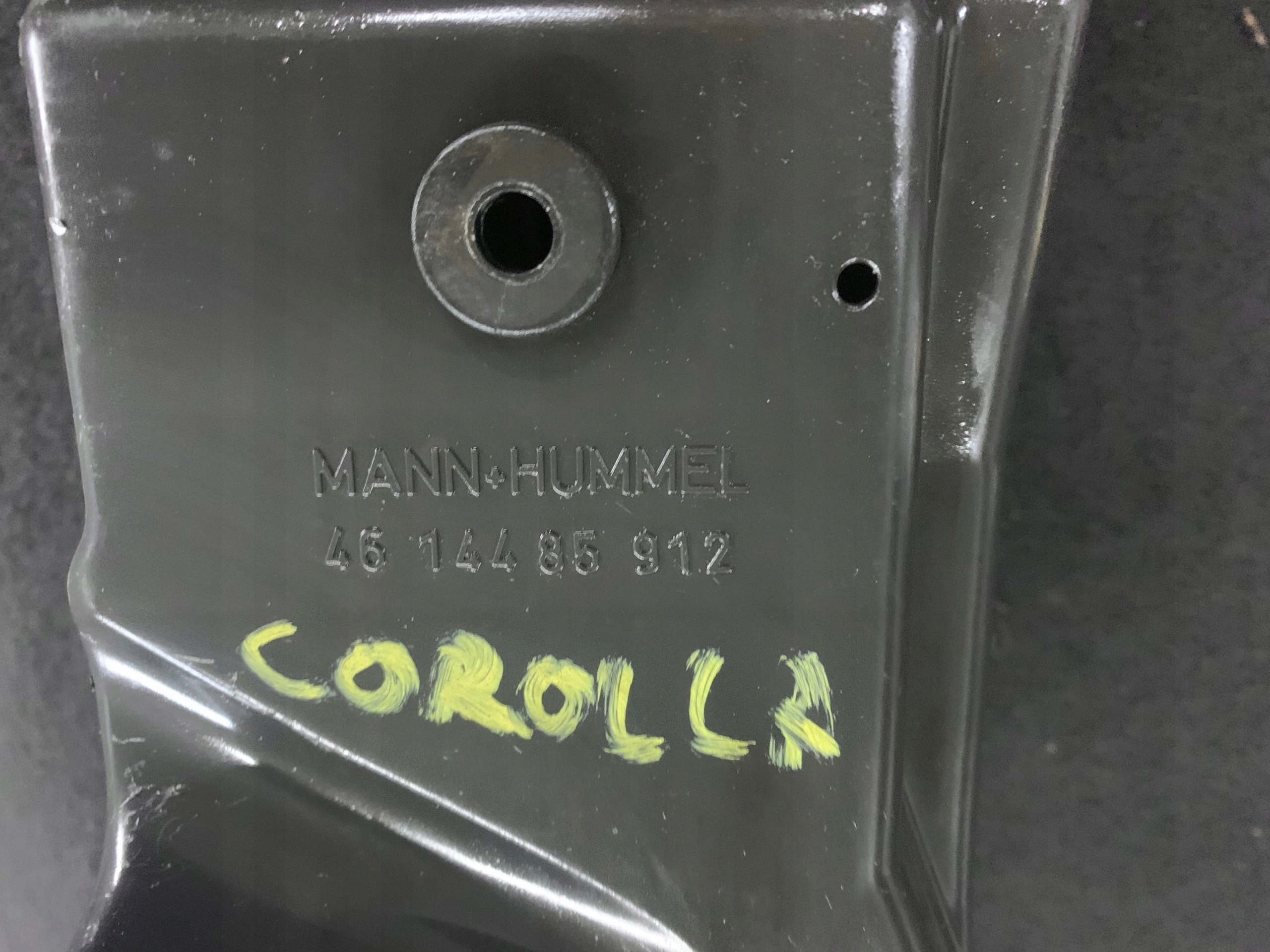 Gehäuse filter luft TOYOTA COROLA AVENSIS T25