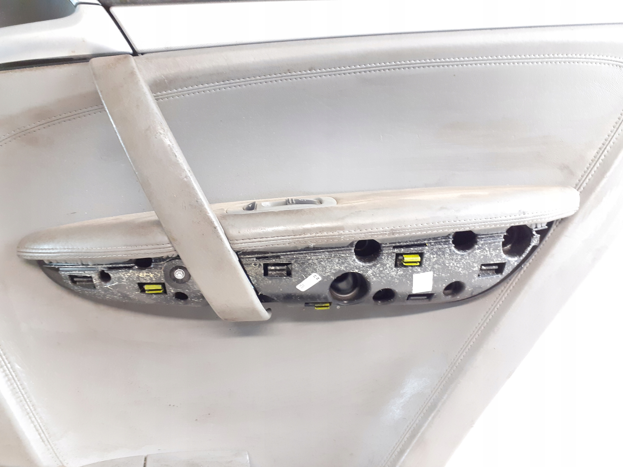 PORSCHE CAYENNE side upholstery door right rear part