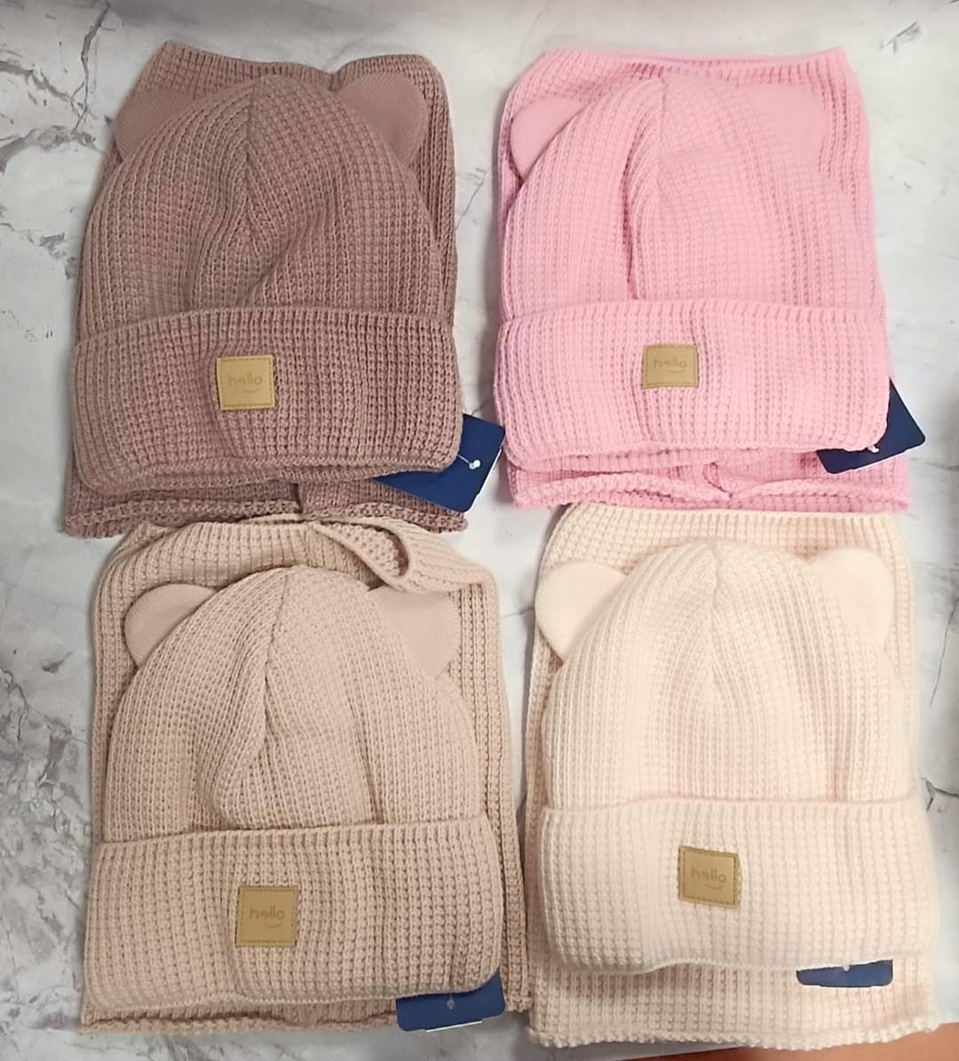 KOMPLET CZAPKA ZIMOWA KOMIN USZKA OCIEPLANA POLAREM 50-52 RÓŻNE KOLORY Wiek dziecka 5 lat +