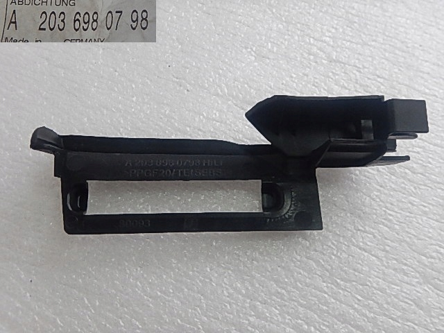 MERCEDES C KLASA W203 MOCOWANIE UCHWYT ŚLIZG