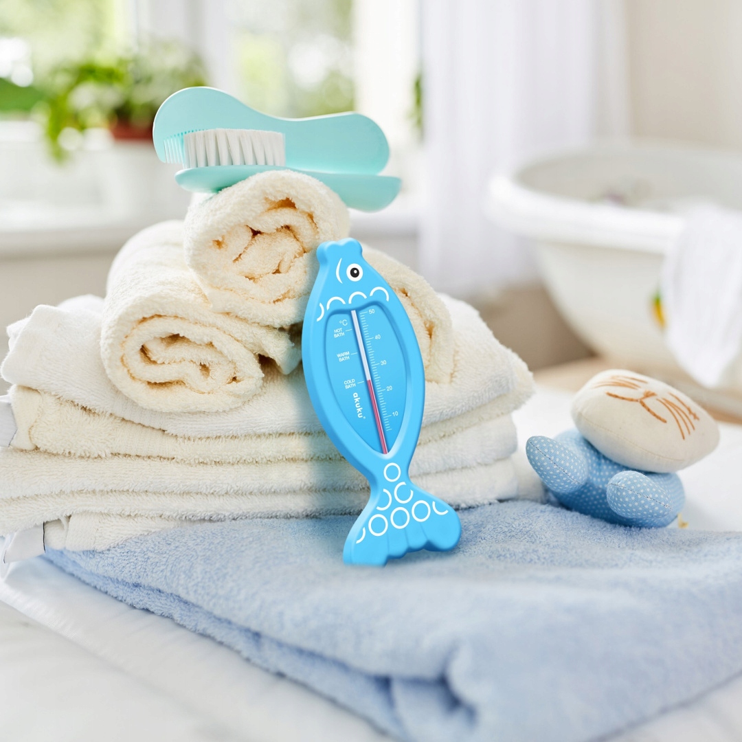 Termometr do wody do kąpieli niemowląt Akuku do wanienki bezrtęciowy rybka Marka Akuku