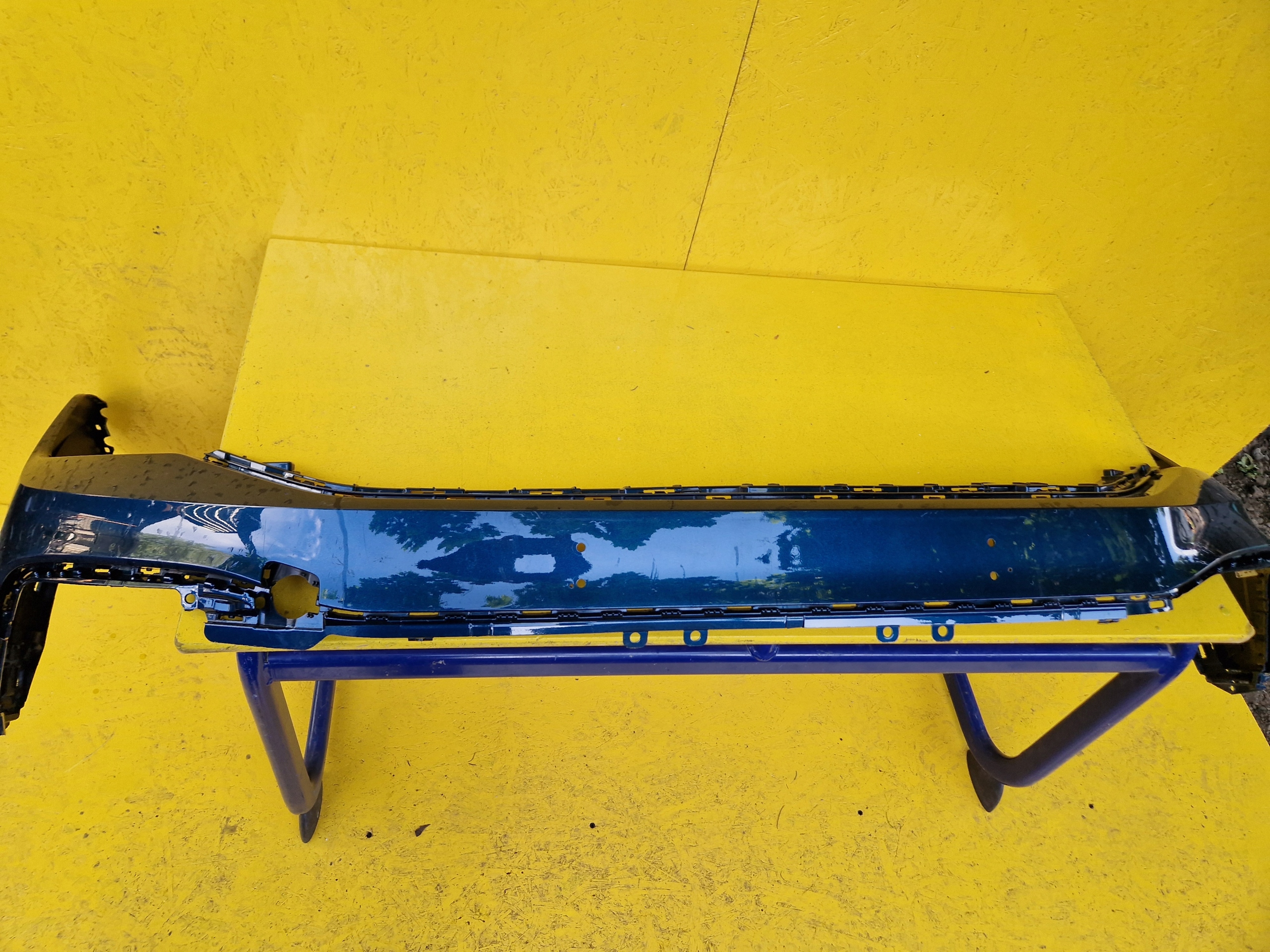 VW TIGUAN II LIFT R-LINE ZDERZAK PRZOD 6PDC 5NA807221D Producent części Volkswagen OE