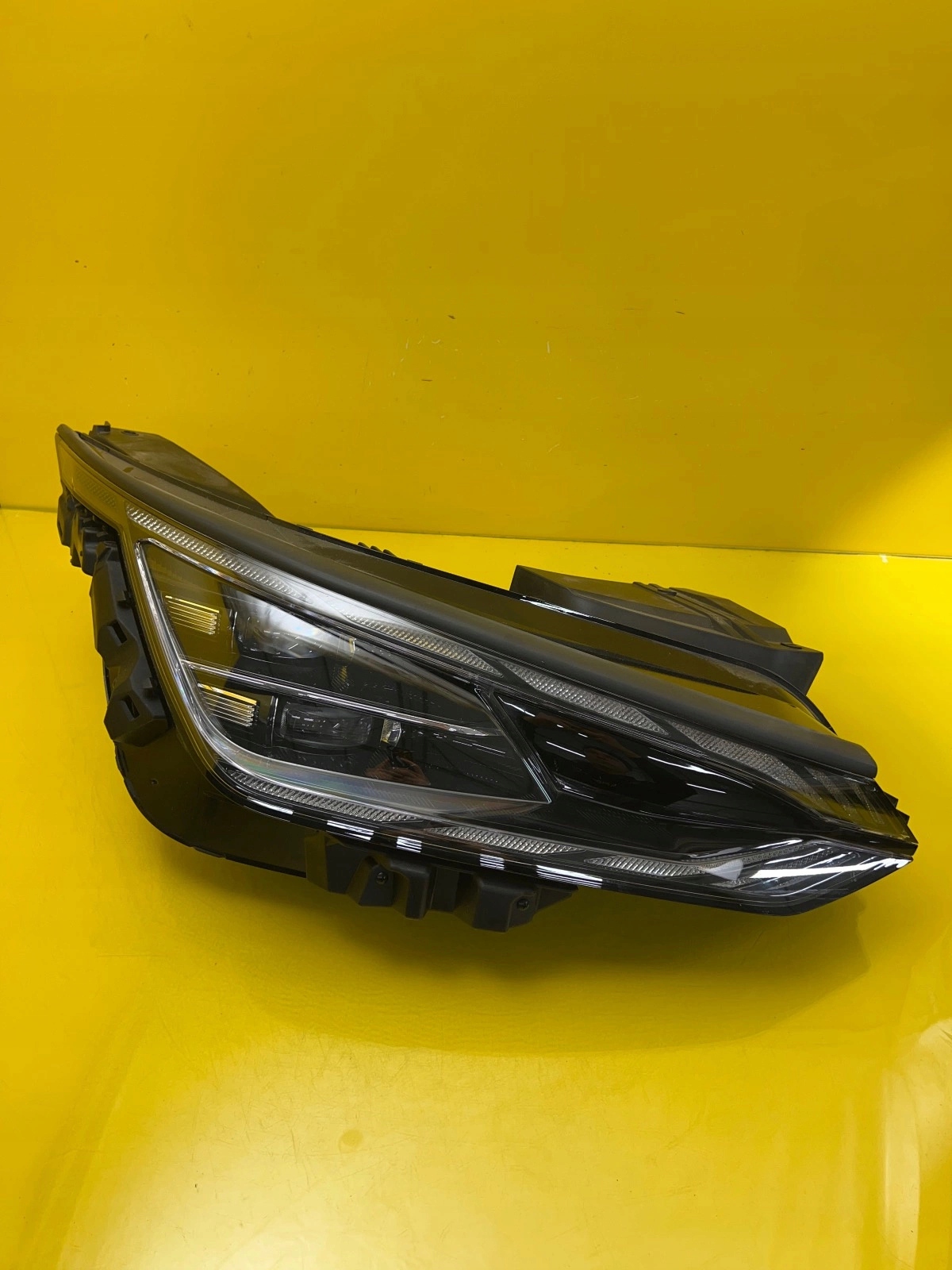 light right front KIA EV6 EV-6 Full Led
