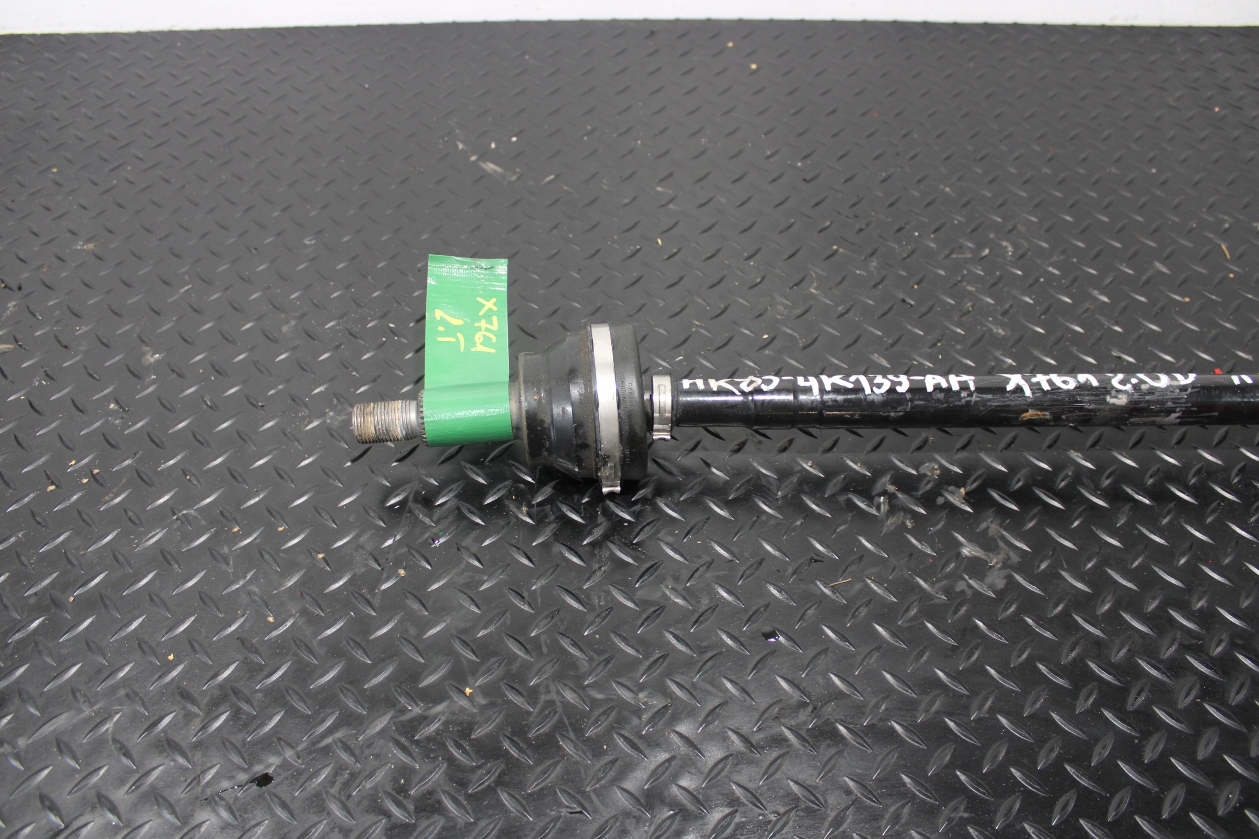 semi-axis semi-axis left rear part JAGUAR F-PACE X761 HK83-4K139-AA