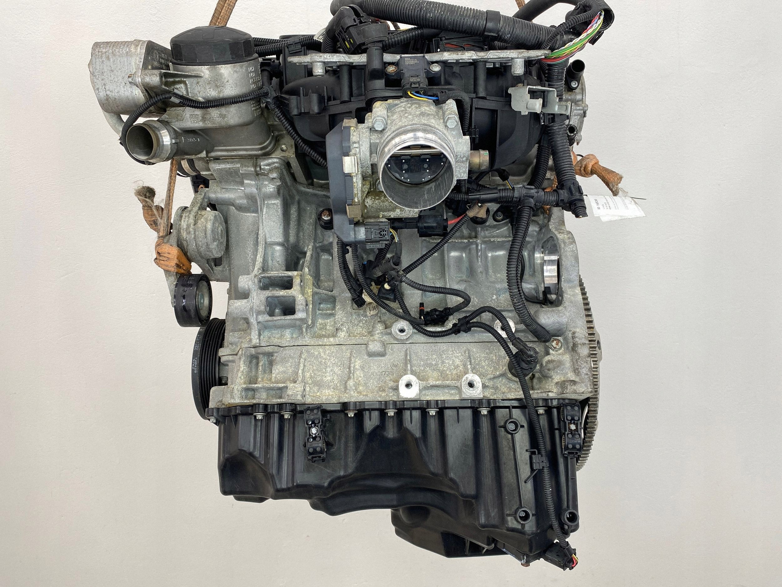 BMW 320i F30 2012r engine complete N20B20 N20 2.0i N20B20B