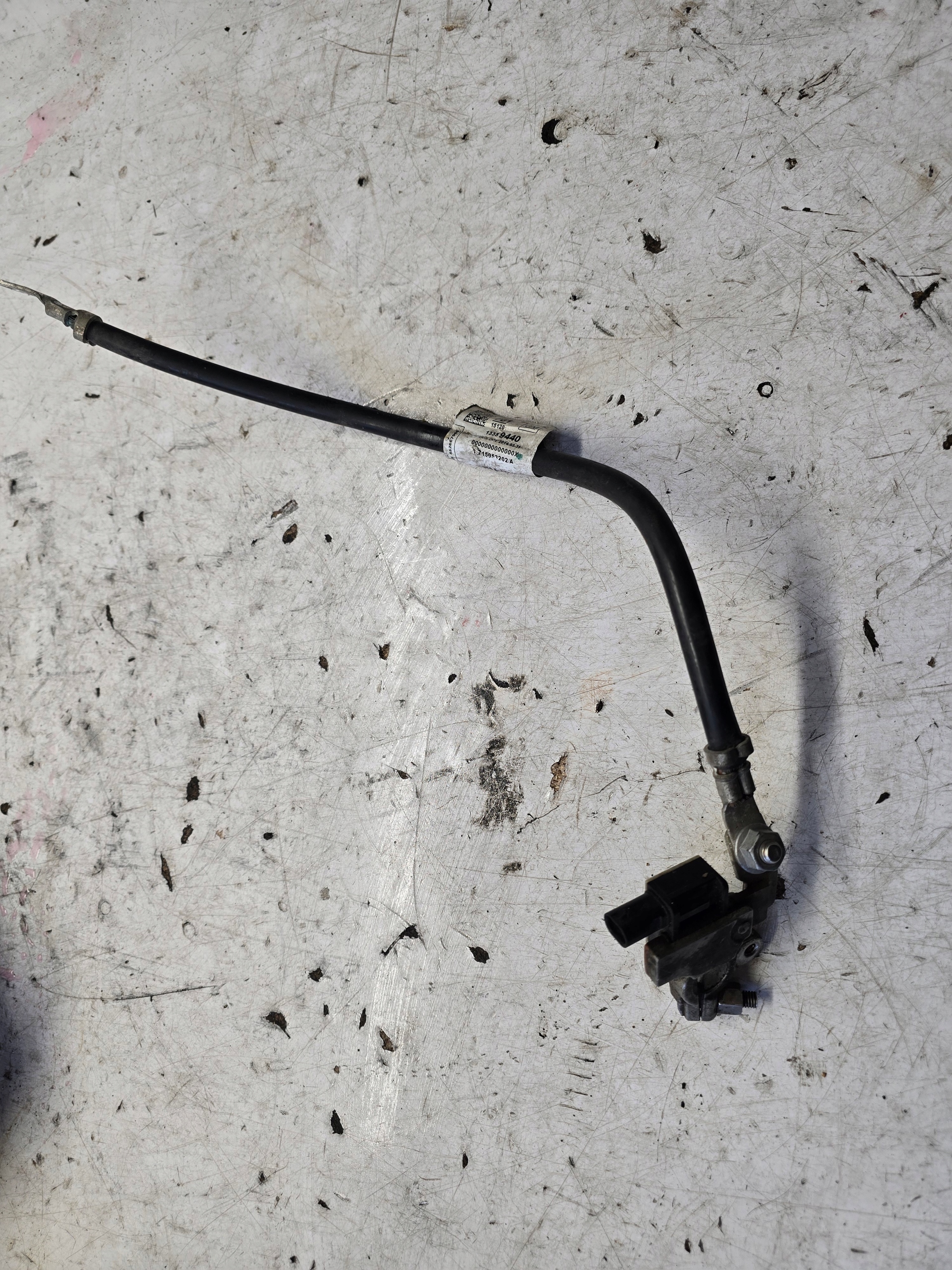 OPEL CORSA E Batteriemanagement Sensor Sicherungen Z PRZEWODEM 13306650