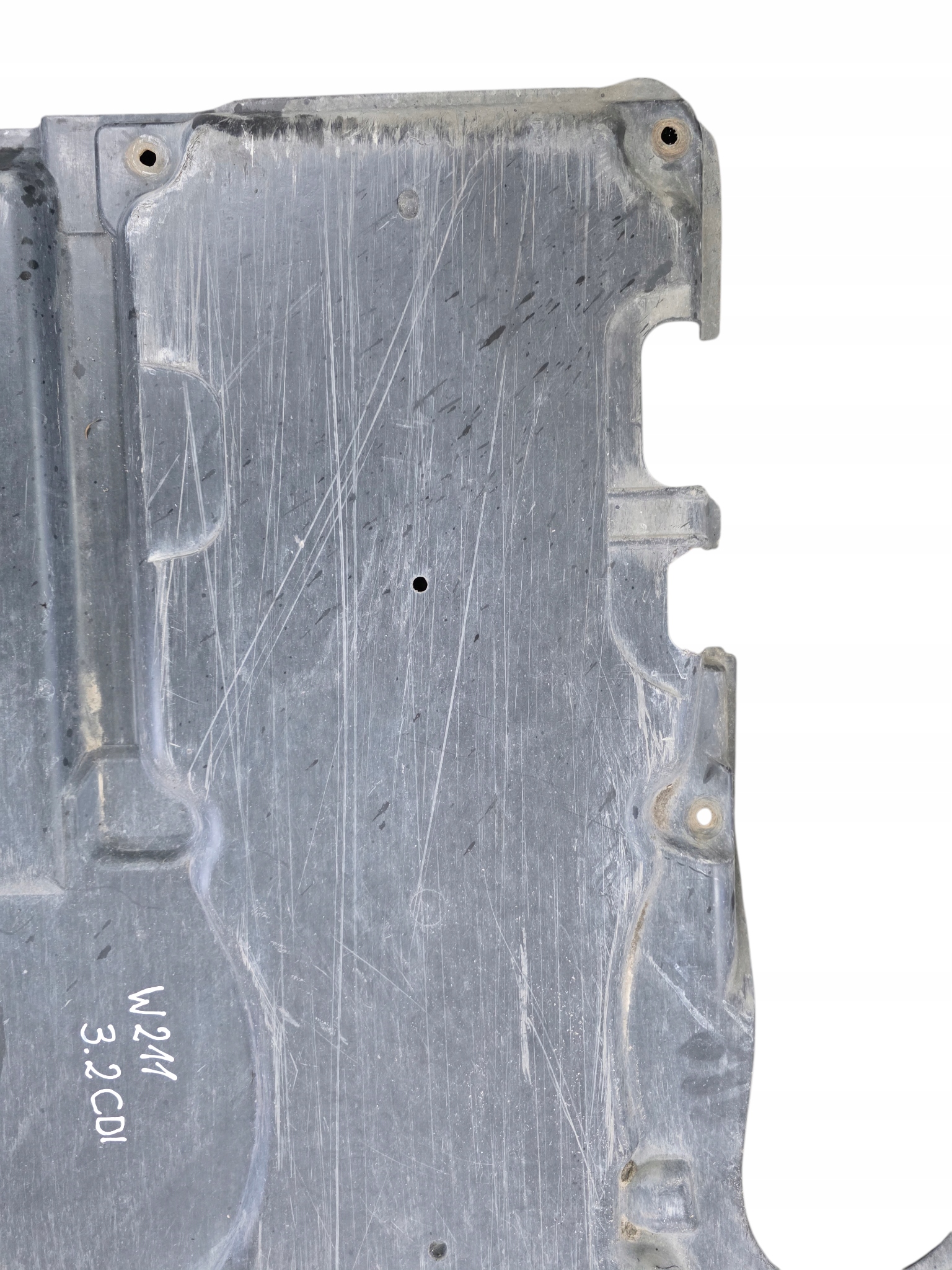 cover below gearbox MERCEDES W211