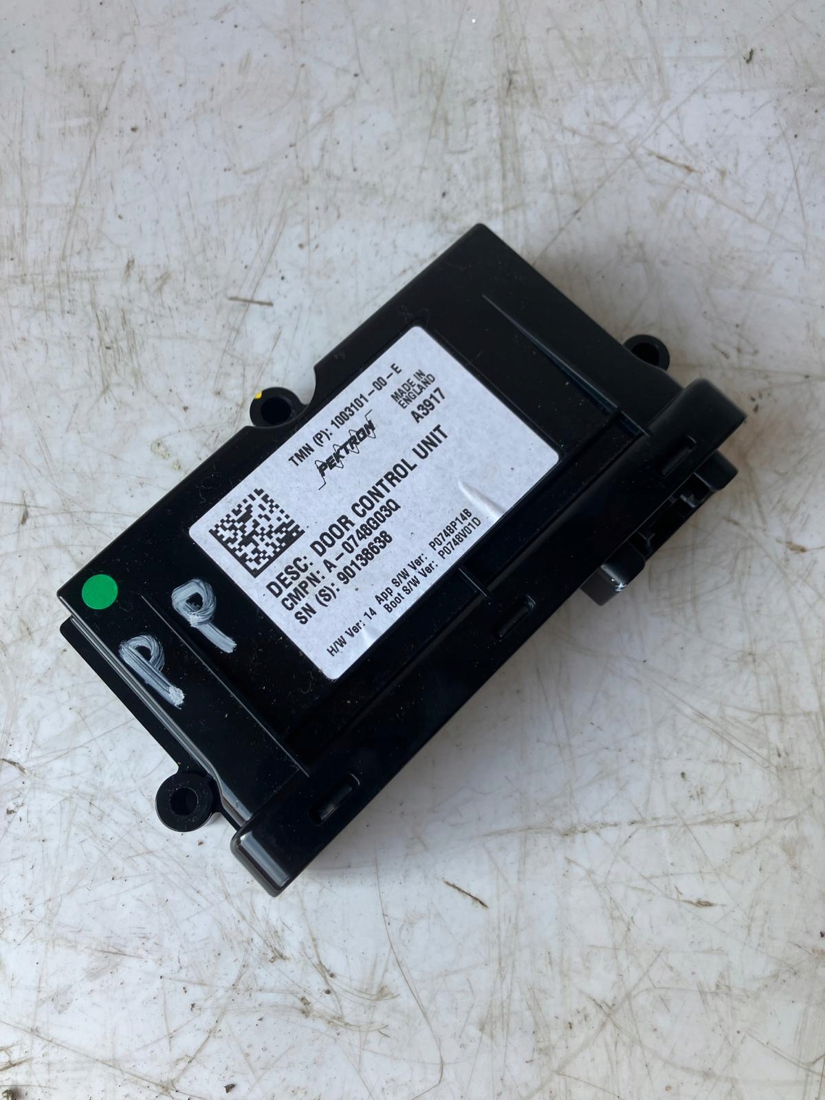 module control unit door front TESLA MODEL S 1003101-00