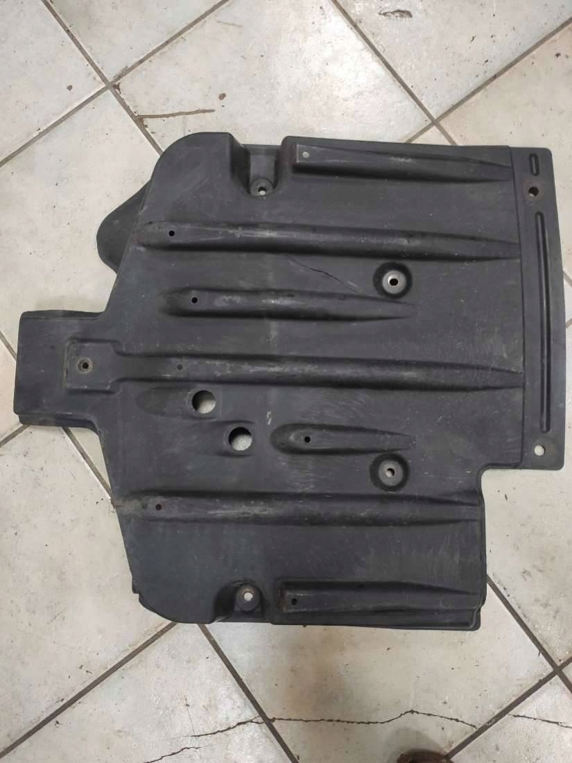 cover chassis Infiniti G 4 facelift 2013 748A0JK000
