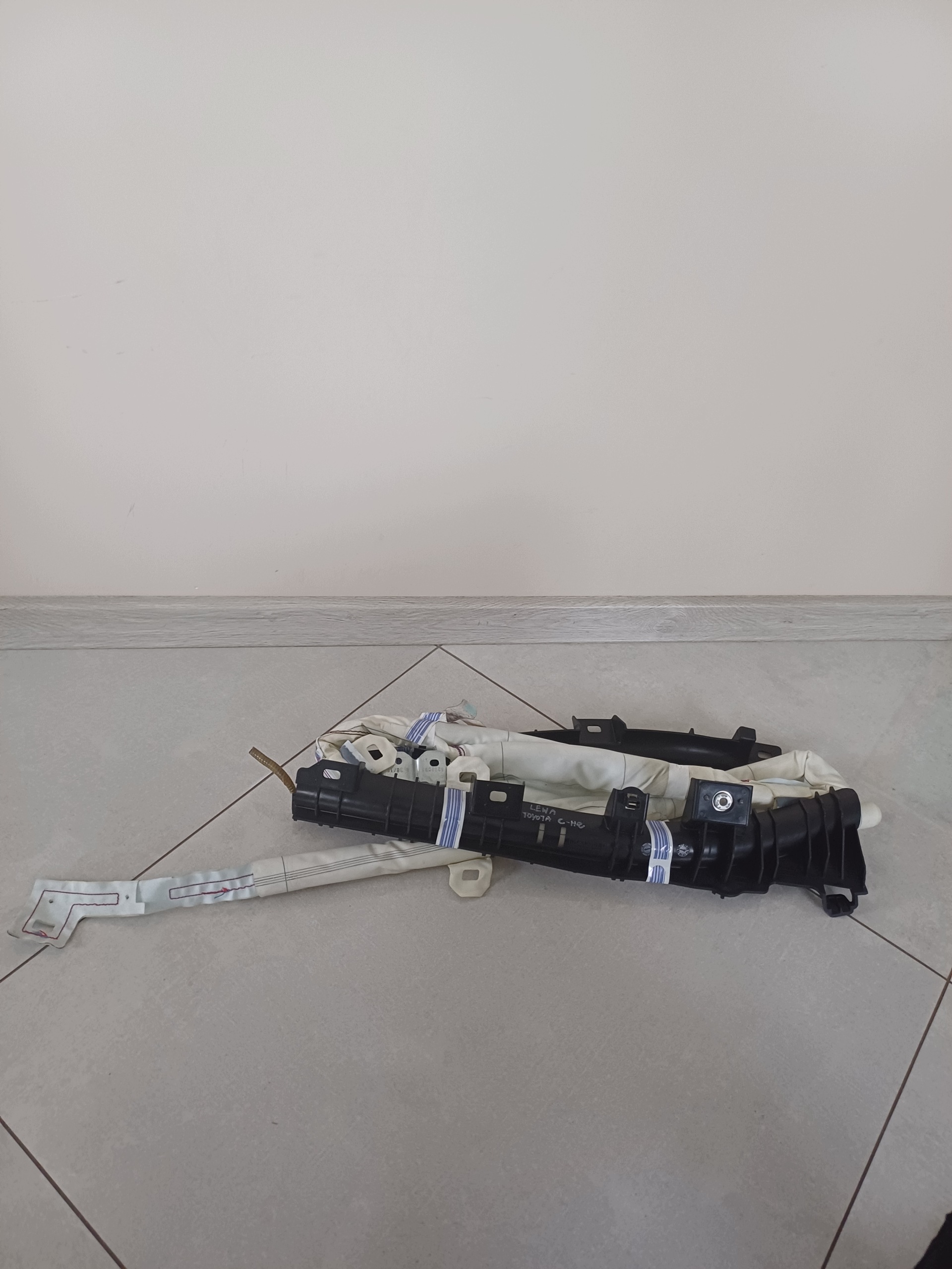 dachvorhang airbag links TOYOTA C- HR