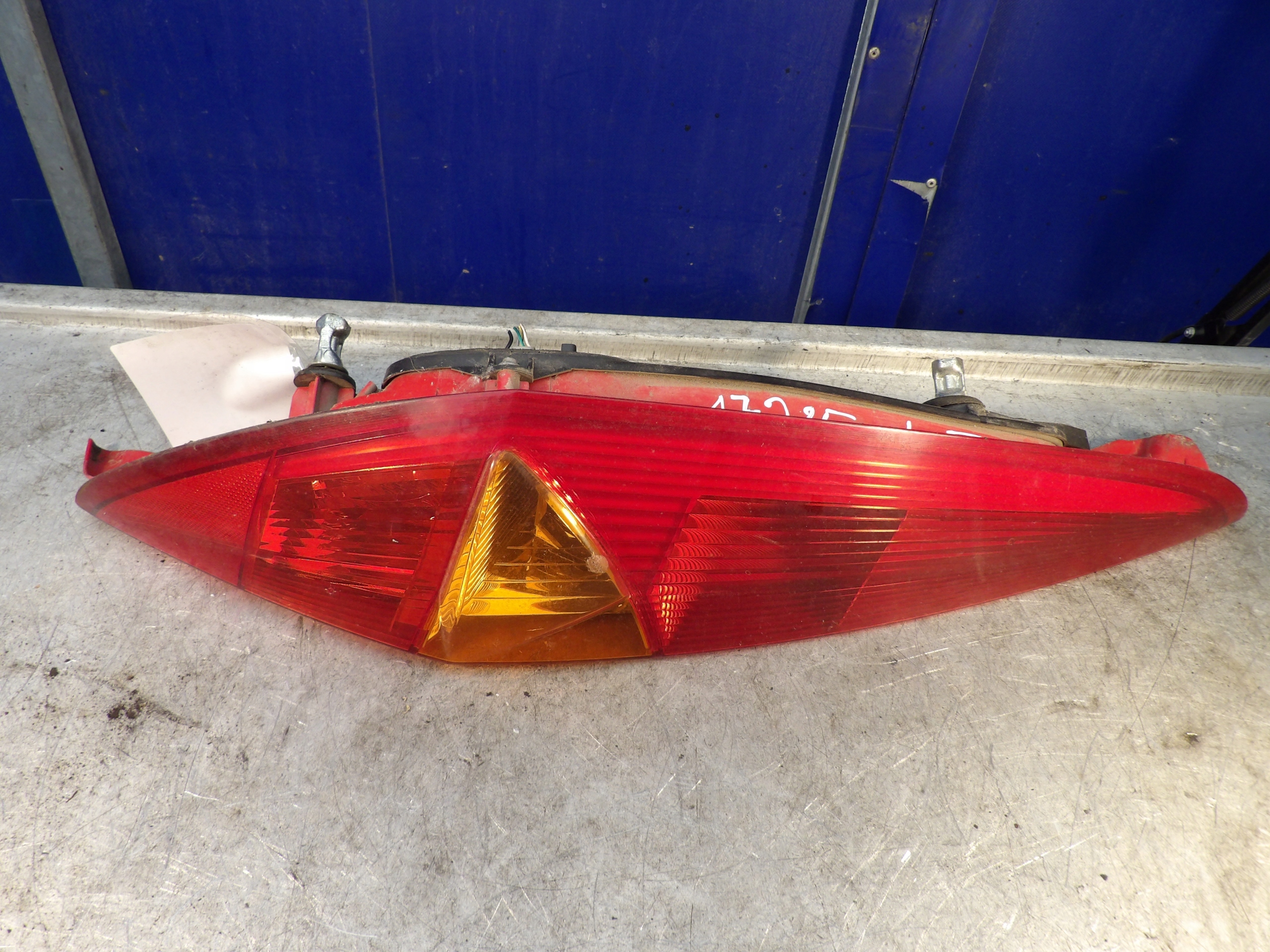 Fiat Punto II light rear left 1,2B