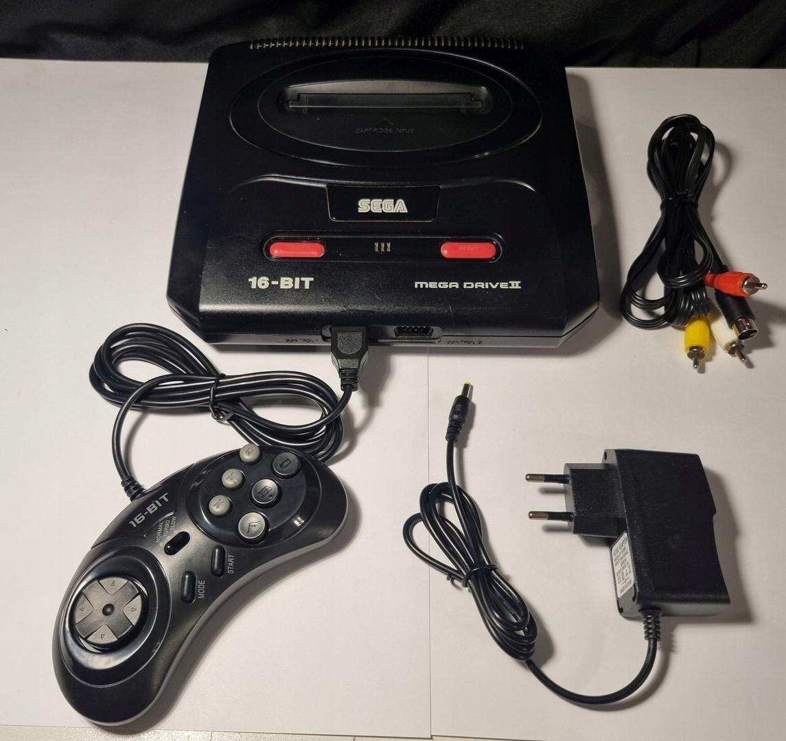 Konsola Sega Mega Drive II MK-1631-50