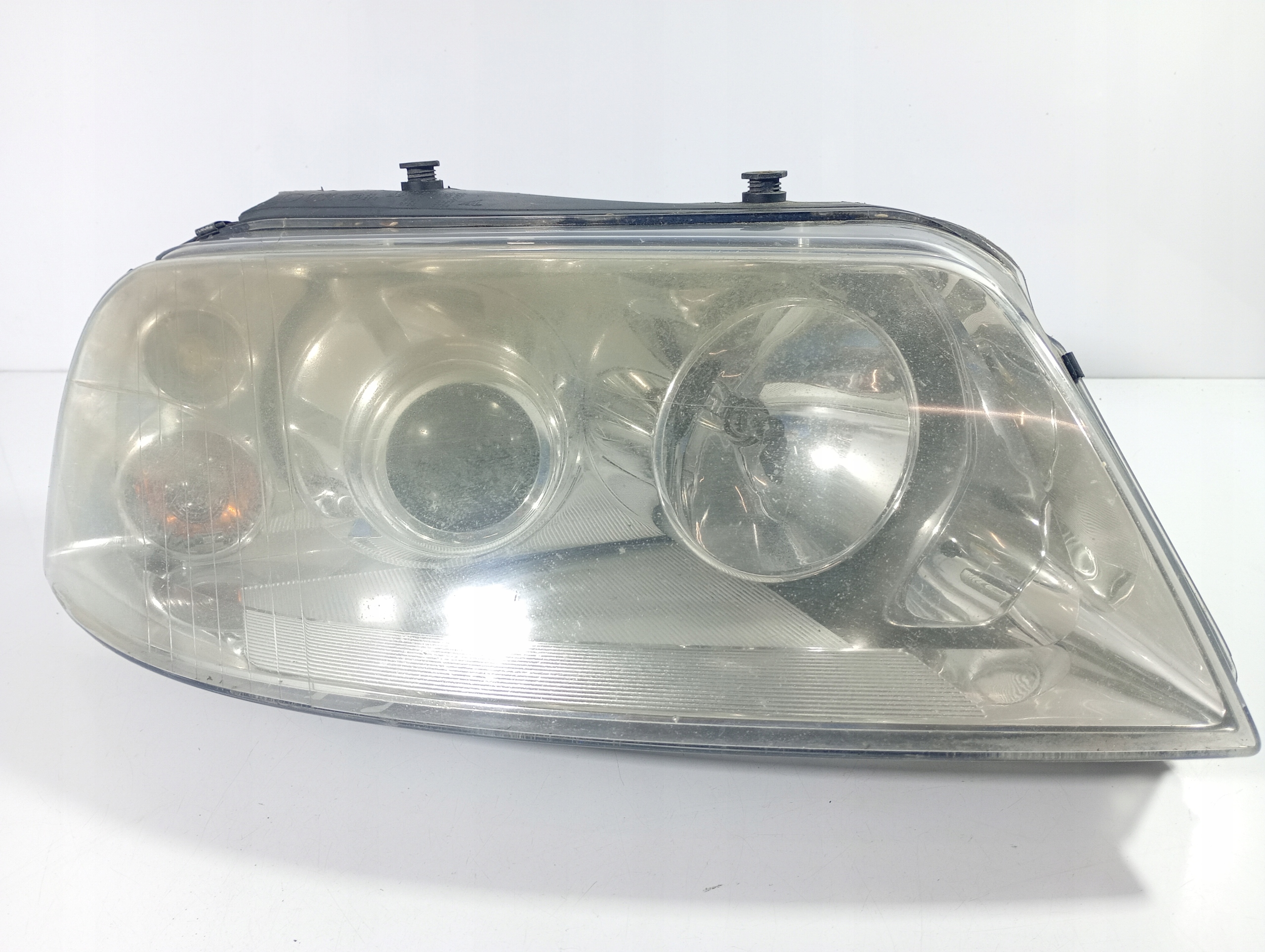 light right front REFLEKTOR right front 1305235531 VW Sharan 1 95-10