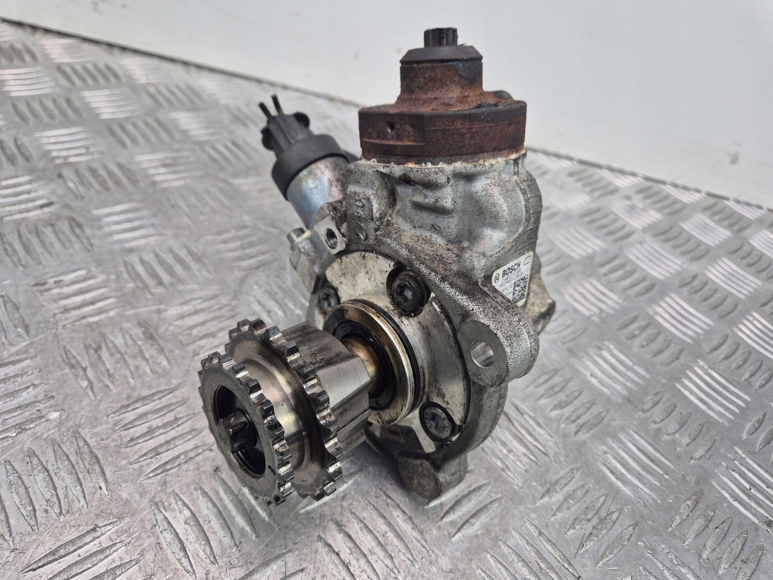 BMW 3 E90 E91 318d einspritzpumpe 7797874 N47D20A