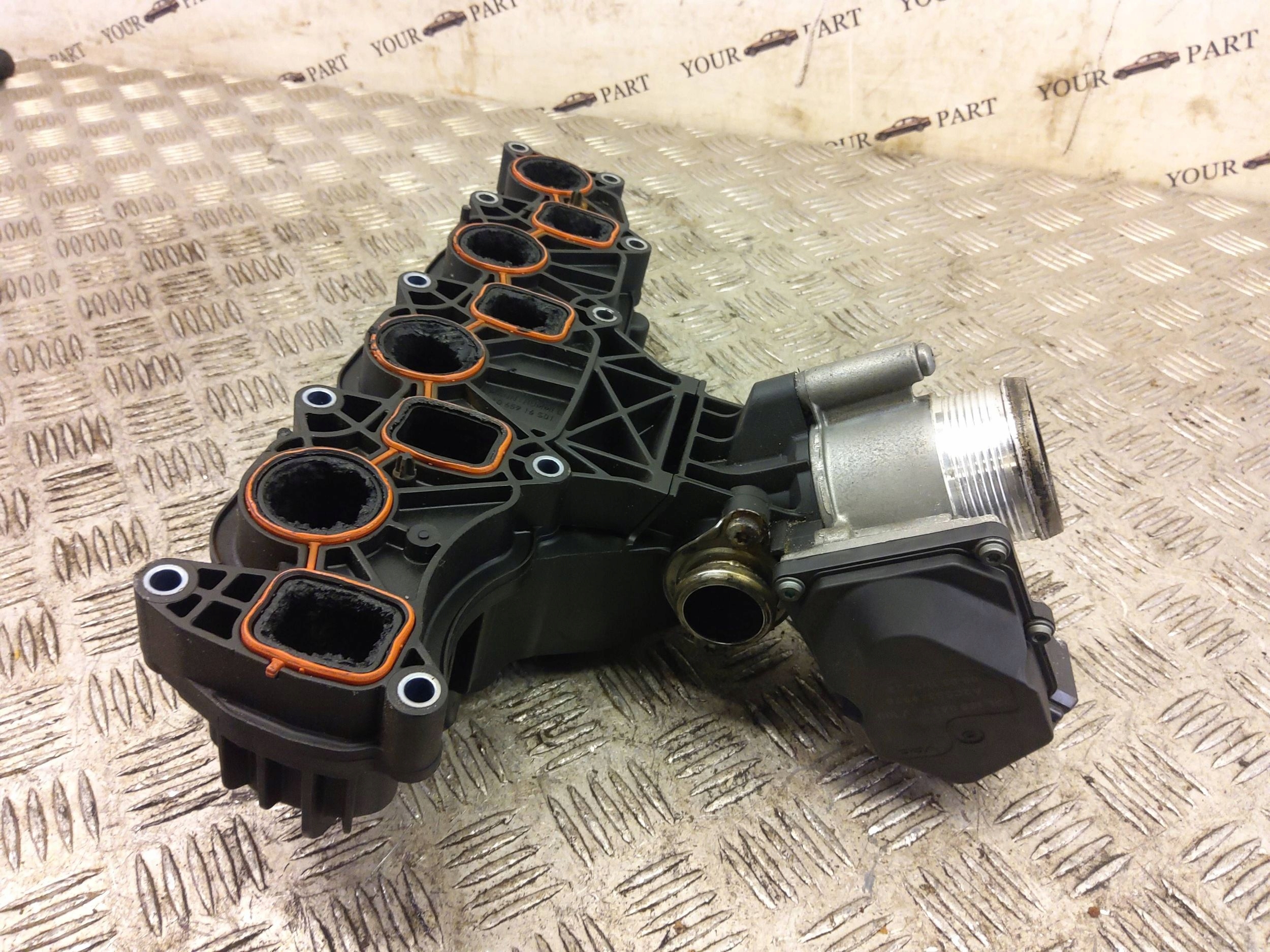 Audi Q5 SQ5 2011 коллектор Впускный