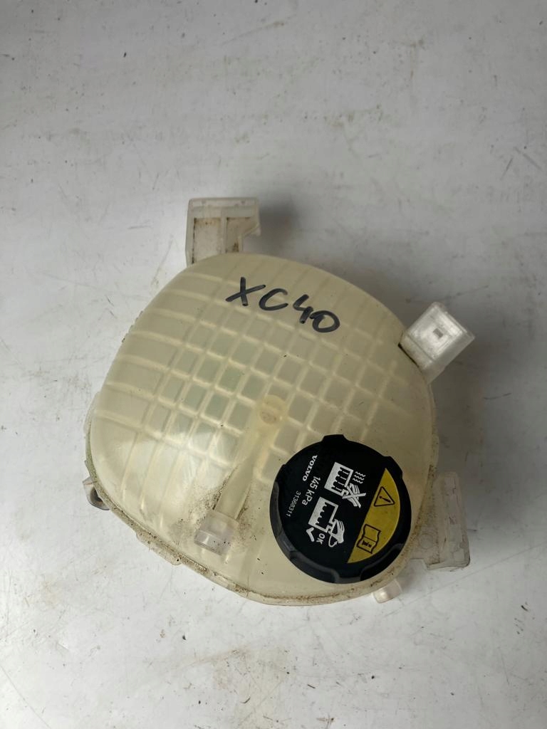 Ausdehnungsbehälter XC40 31439768