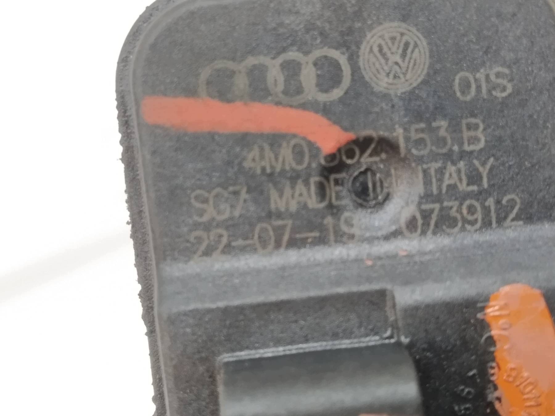 amortizer vratašca rezervoara goriva 4M0862153B Audi A6 V (2018-) C8
