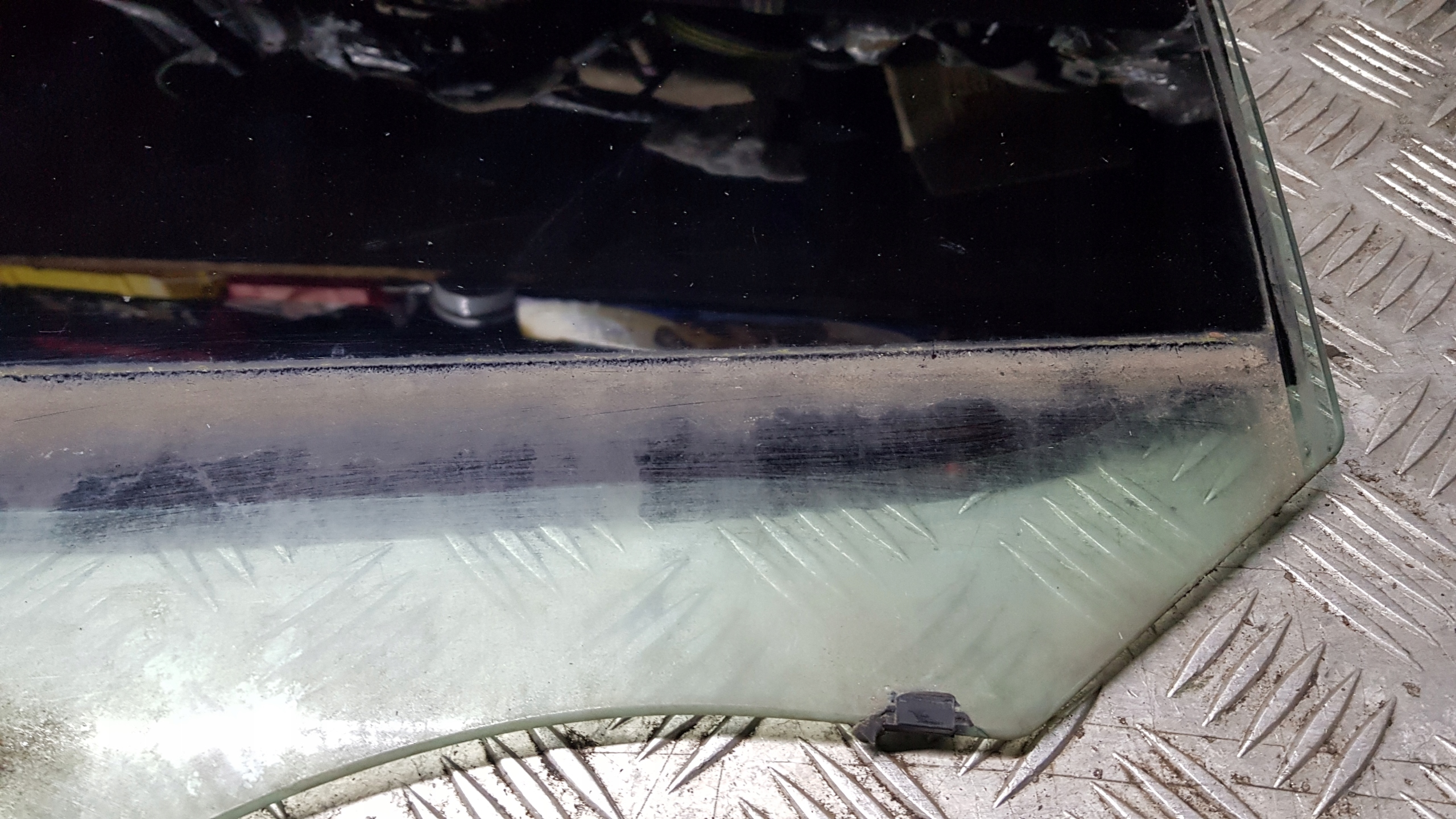 BMW E38 7 window door BOCZNYCH left rear part