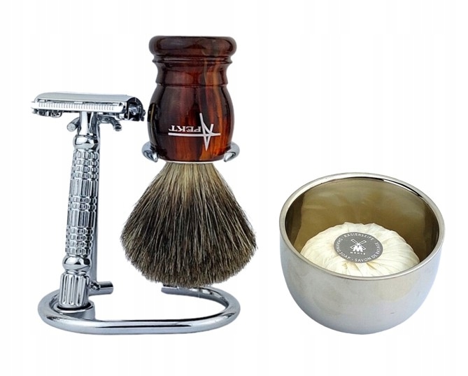 ZESTAW DO GOLENIA PĘDZEL Z BORSUKA MASZYNKA NA ŻYLETKI MYDŁO STOJAK TYGIEL