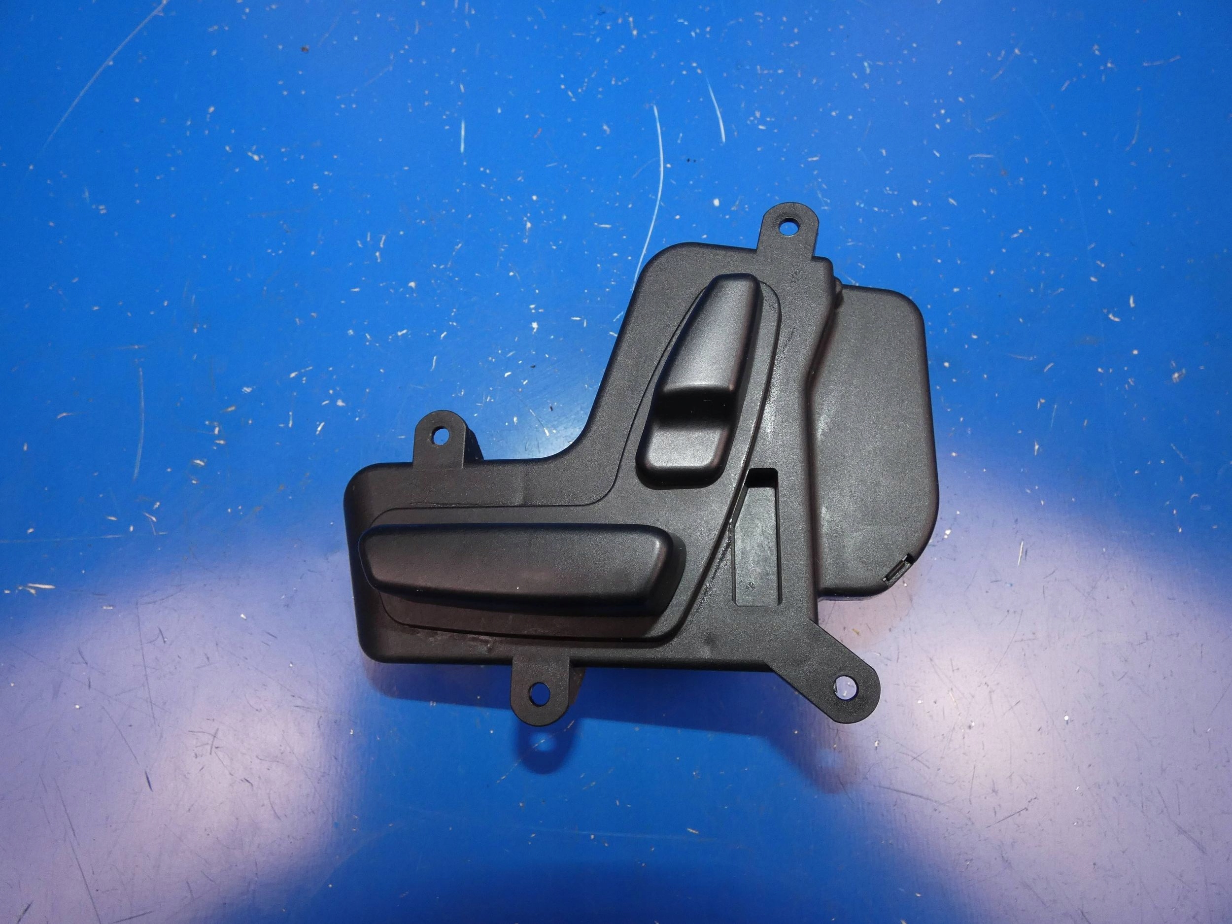 MERCEDES CLS W 219 control panel seat left front PRZYCISKI switch