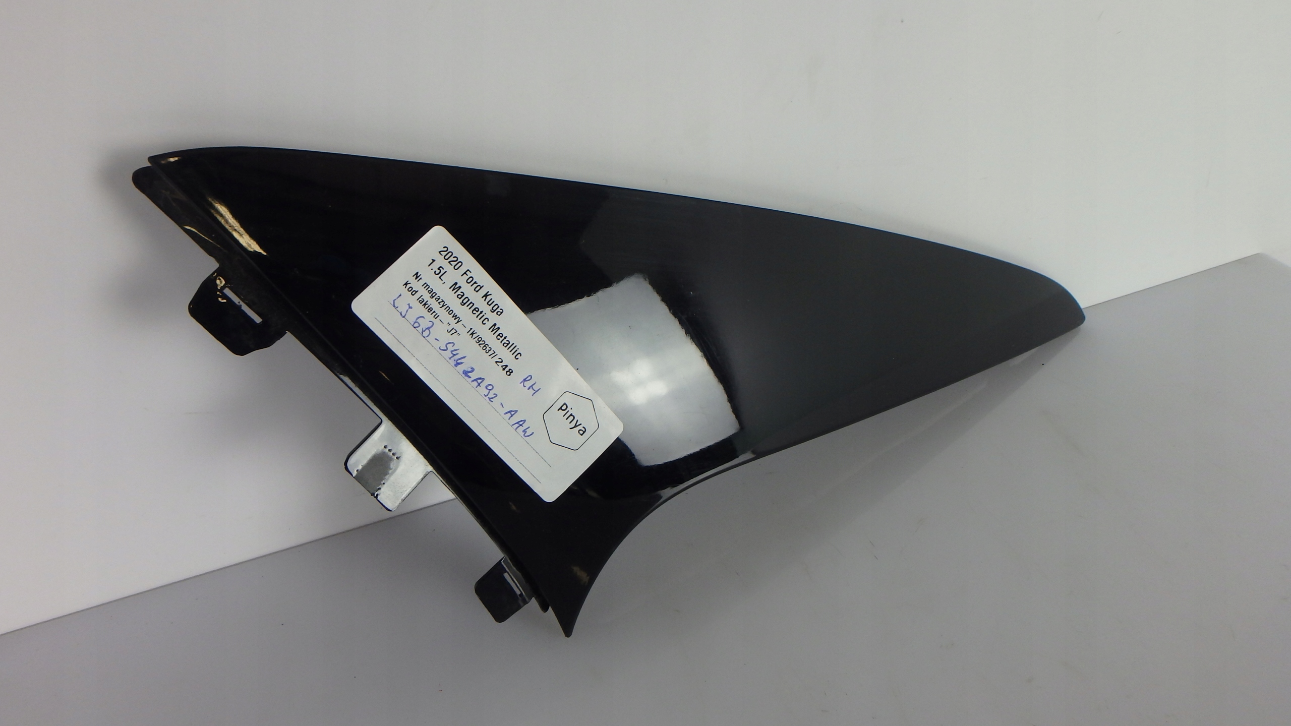 right moulding bonnet Ford Kuga MK3 20+ Escape USA