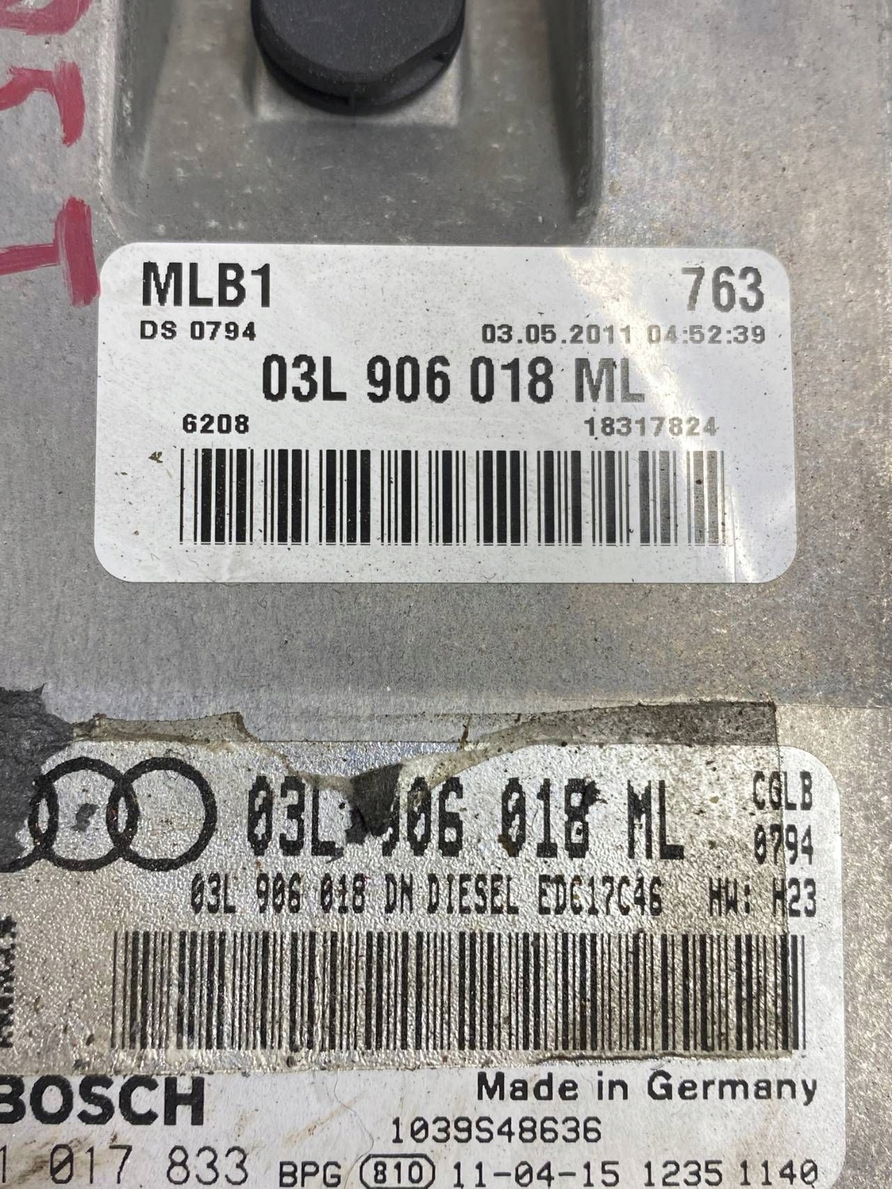 AUDI Q5 8R 2.0 TDI computer control unit of the engine 03L906018ML