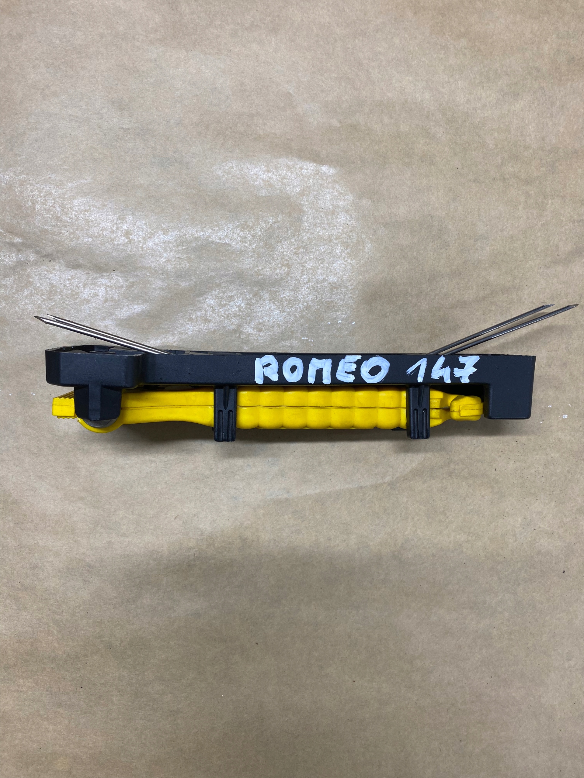 ALFA ROMEO 147 MŁOTEK BEZPIECZEŃSTWA DO SAMOCHODU EAN (GTIN) 5906015006974