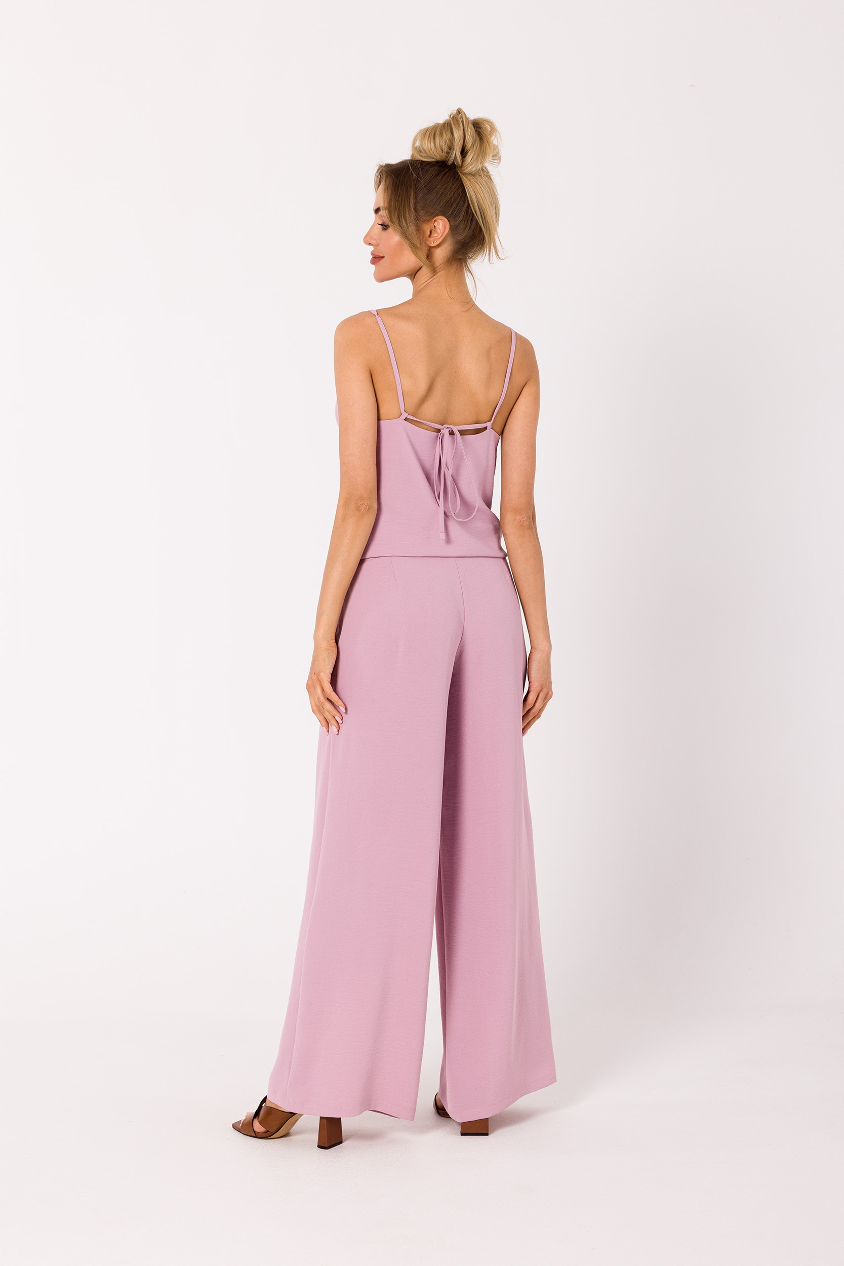 DAMSKI KOMBINEZON KOBIECY ELEGANCKI BEZ RĘKAWÓW PIĘKNY FASON RÓŻOWY 40 L EAN (GTIN) 5903887697774