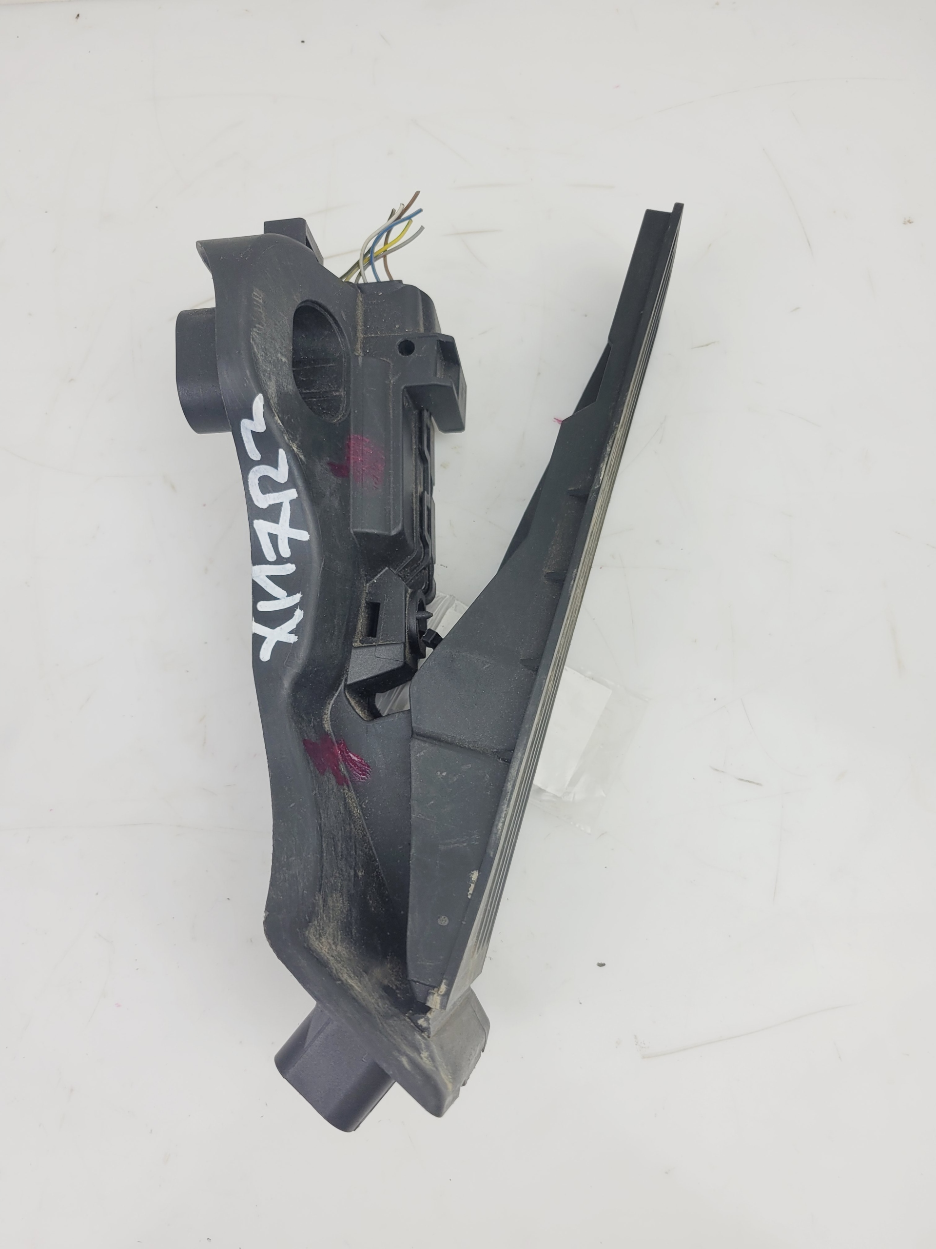 POTENCJOMETR GAZU GOLF V 1.9TDI