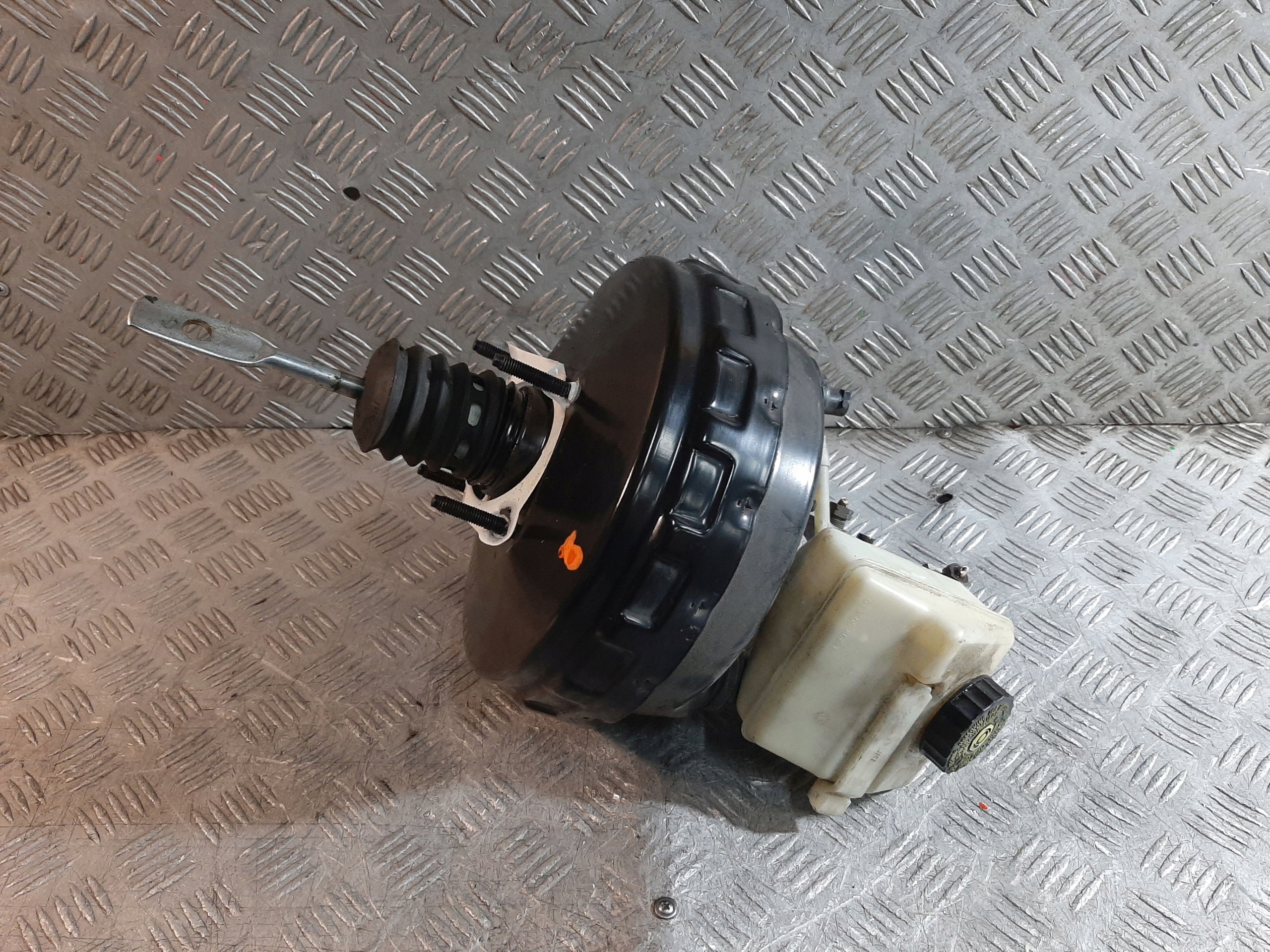 VOLVO XC90 2.9 T6 AWD 03R сервопривод тормоза 30793680