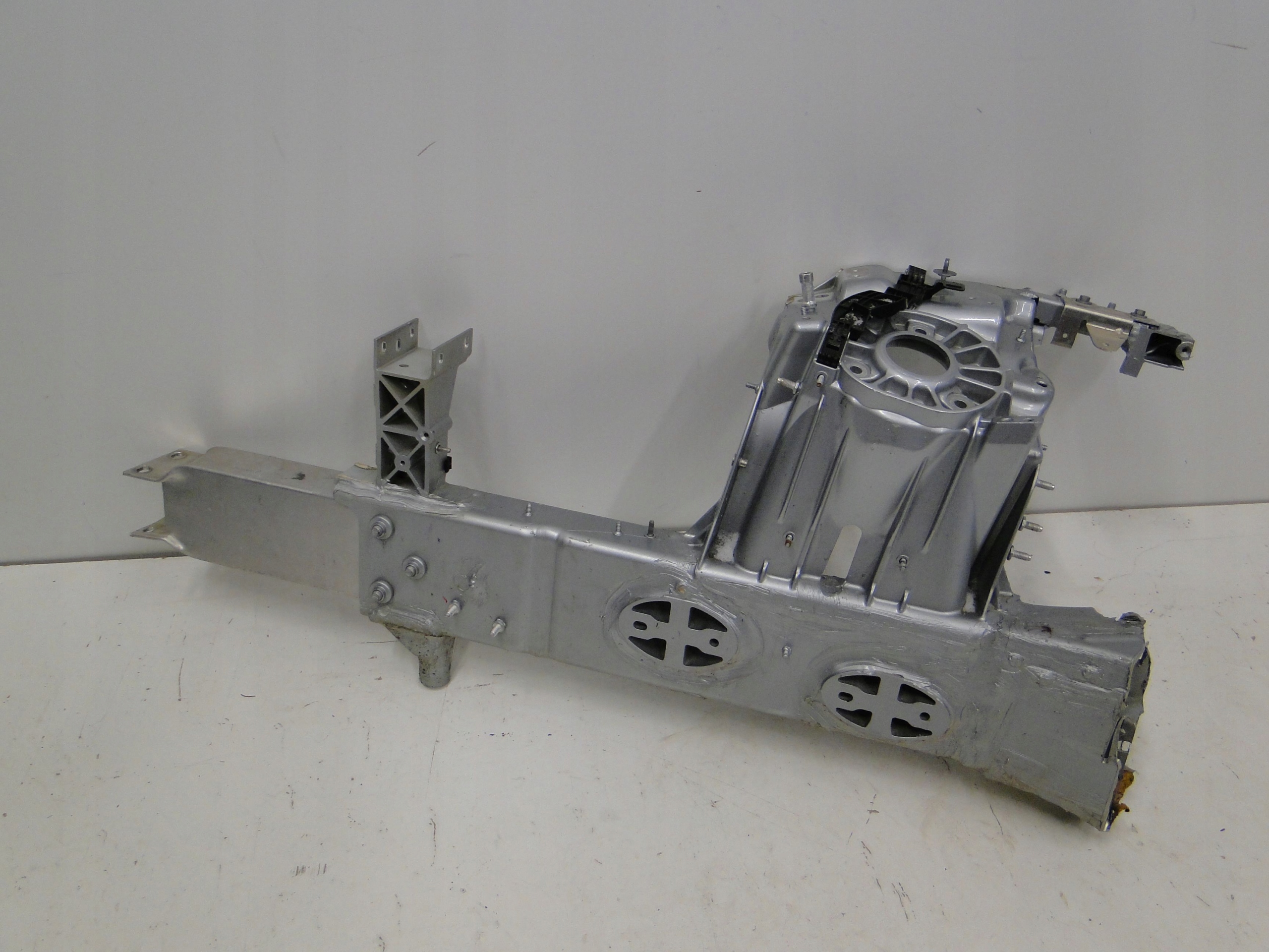 MERCEDES SL R232 232 ĆWIARTKA PODŁUŻNICA PRAWA Numer katalogowy części A2326206602