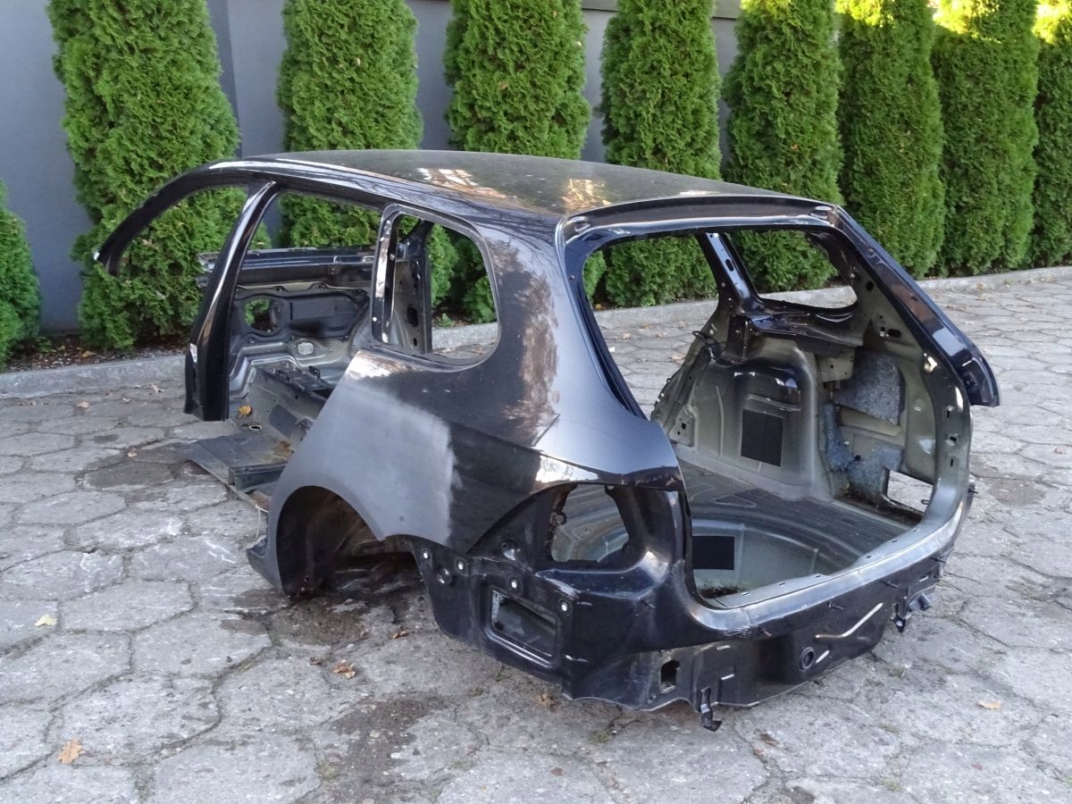 VW GOLF VI 08-13 ЧЕТВЕРТИНА ЛІВИЙ ЗАД. КРИЛО УНІВЕРСАЛ Lc9x