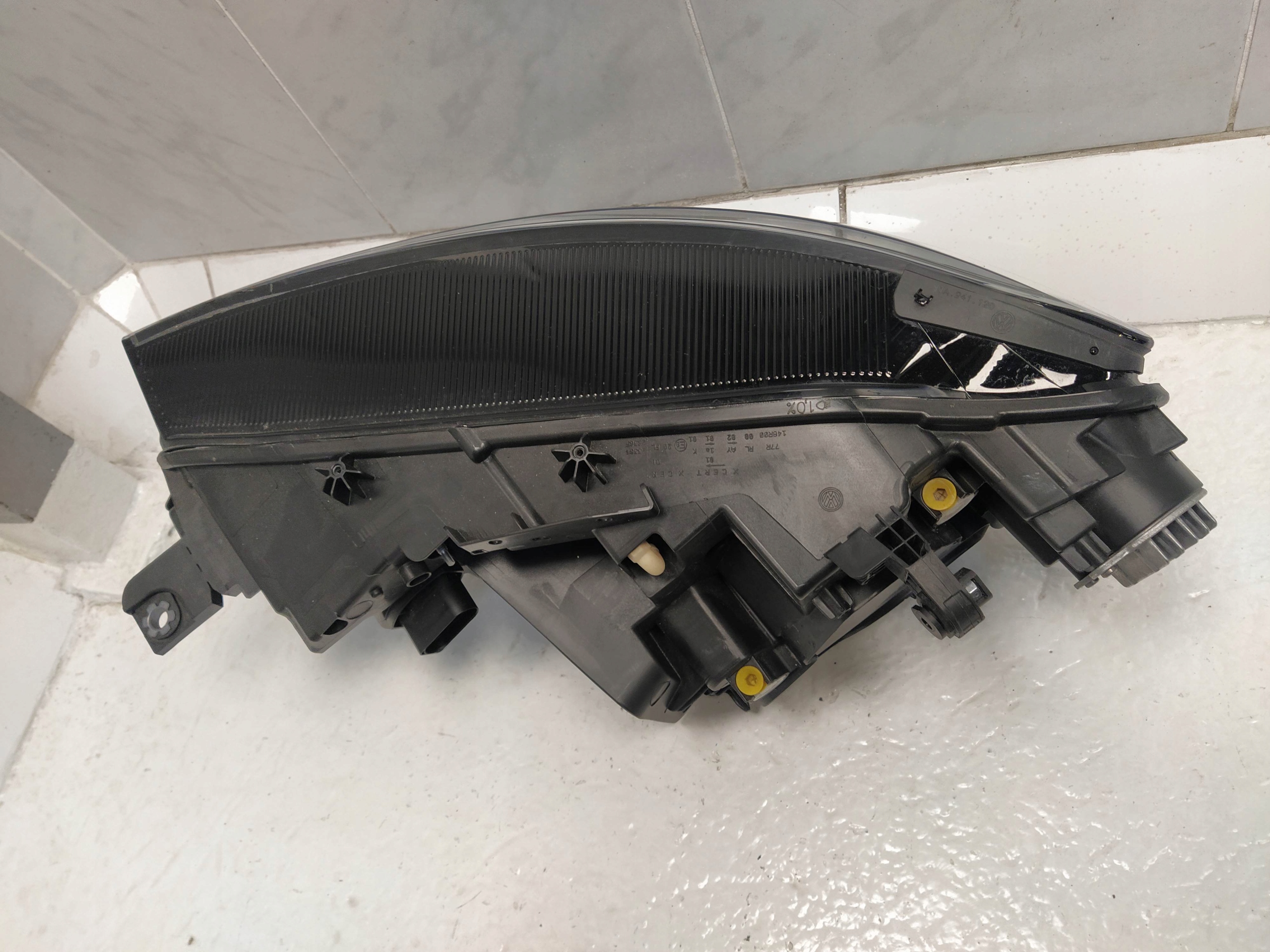 VW ID.4 REFLEKTOR LICHT VORNE VORNE RECHTS FULL LED 7PIN