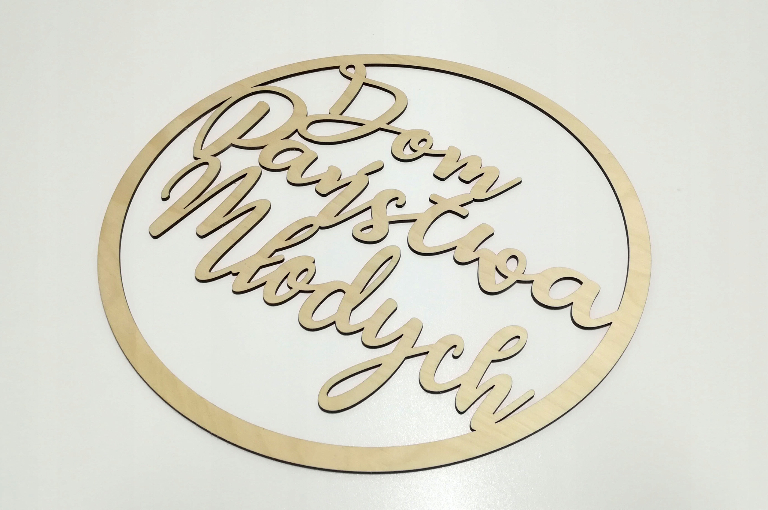 Tablica koło Dom Państwa Młodych dekoracja wesele