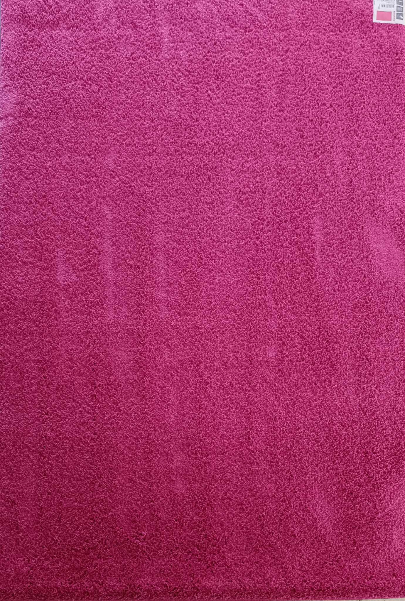 Mäkký ružový koberec jednofarebný, protišmykový, 133 x 200 cm