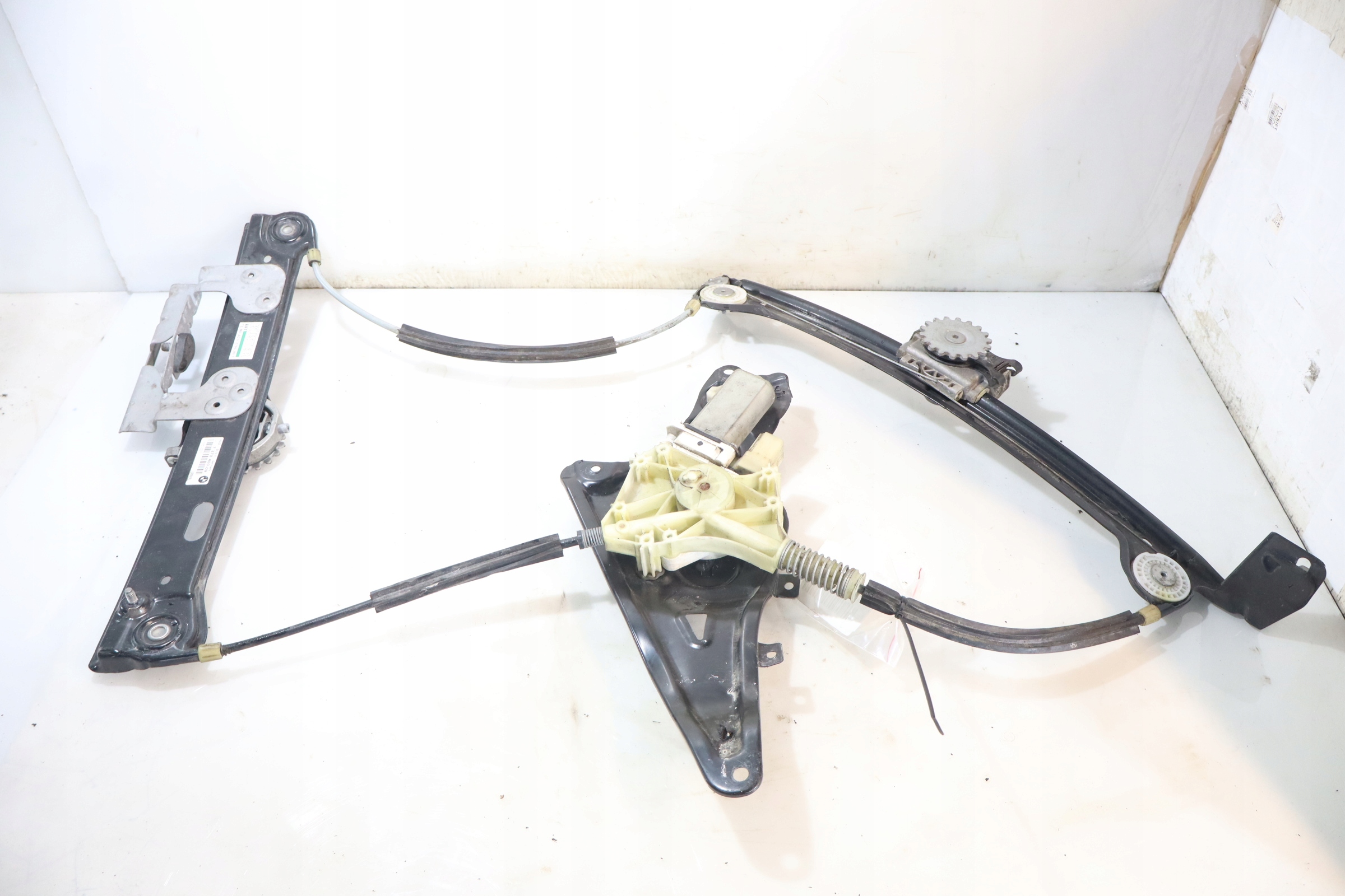 MECHANIZM SZYB PRAWY TYŁ BMW 6 640D F06 Stan opakowania zastępcze