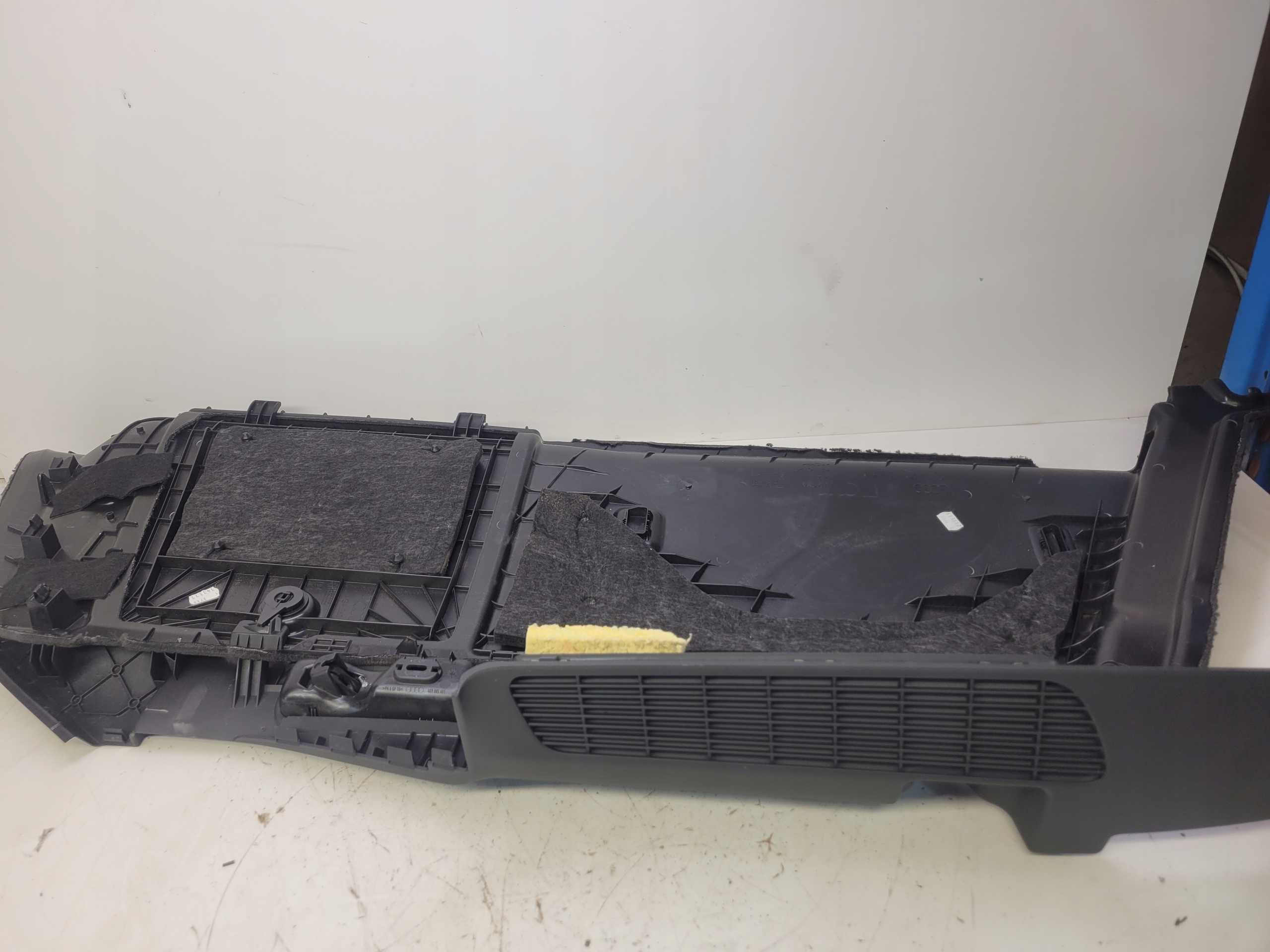 boot upholstery AUDI A6 C7 4G9863879