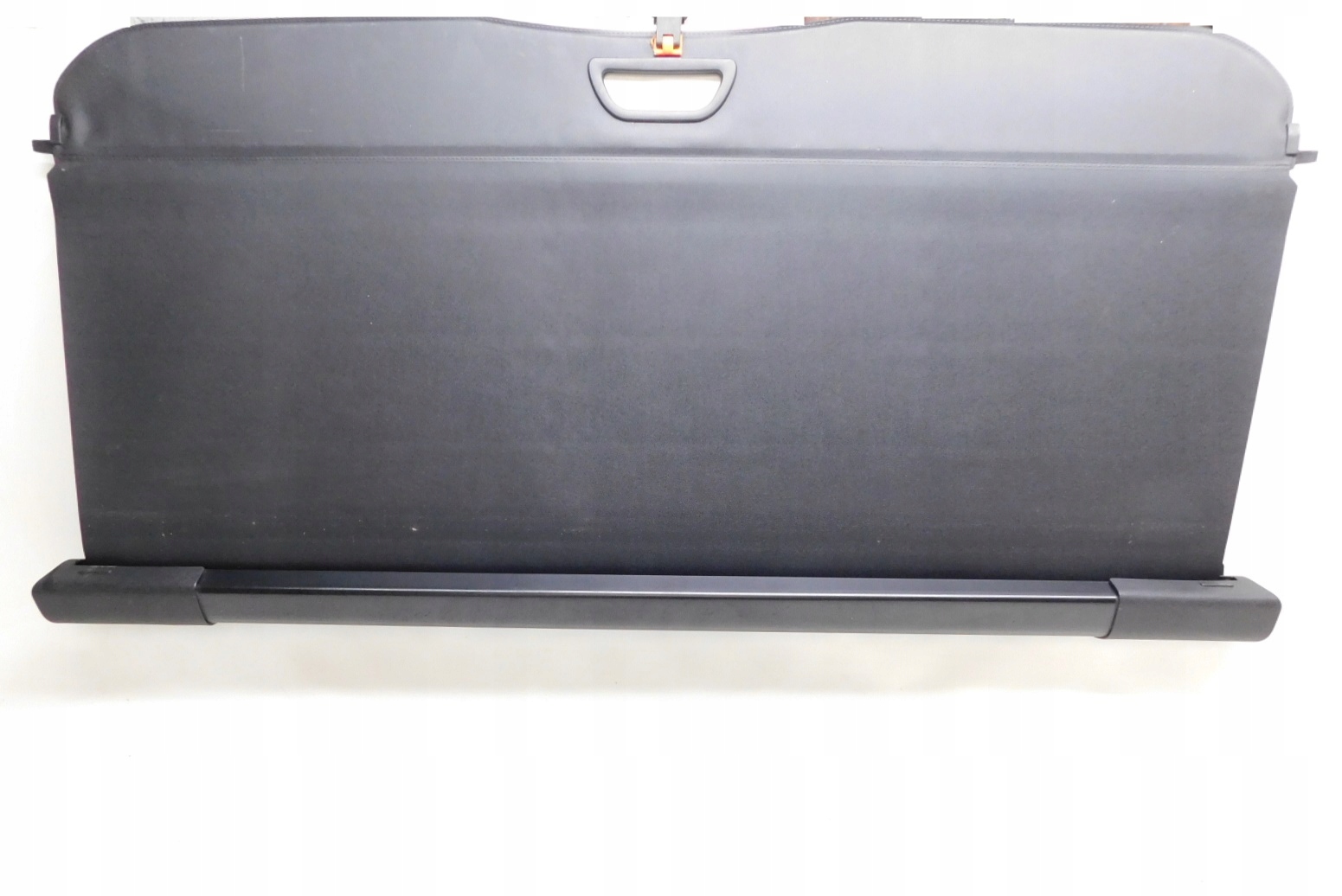 A1698600175 - Шторка багажника A1698600175-Mercedes W245