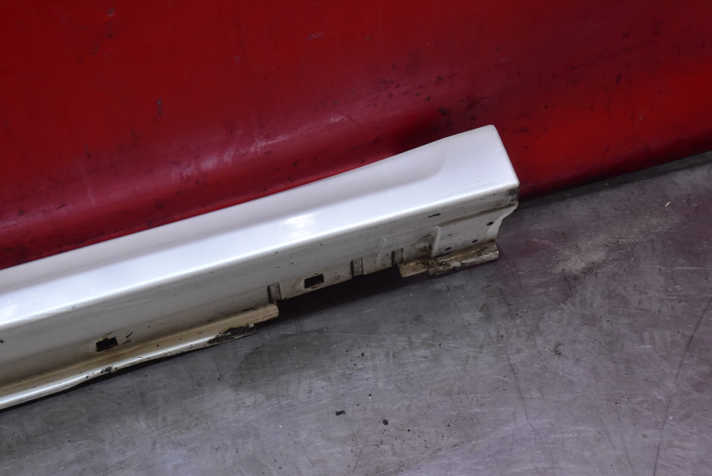 cap threshold right 37J SUBARU LEGACY 5 V KOMBI 09-13