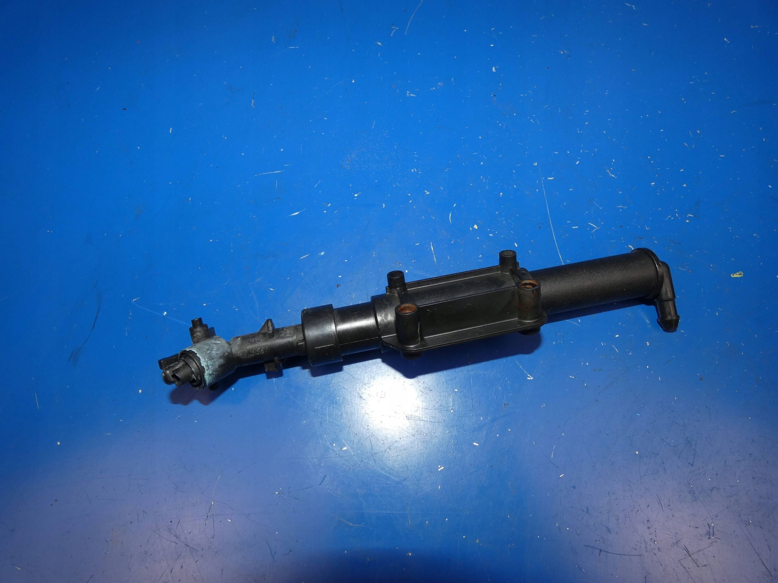 VOLVO XC60 and washer DYSZA lights left front front