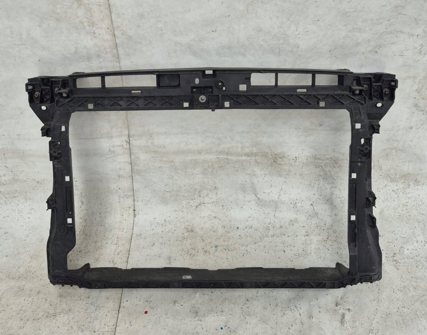 SKODA SUPERB III 3 3V0 15- support panel for radiators pillar iron 3V0805588D