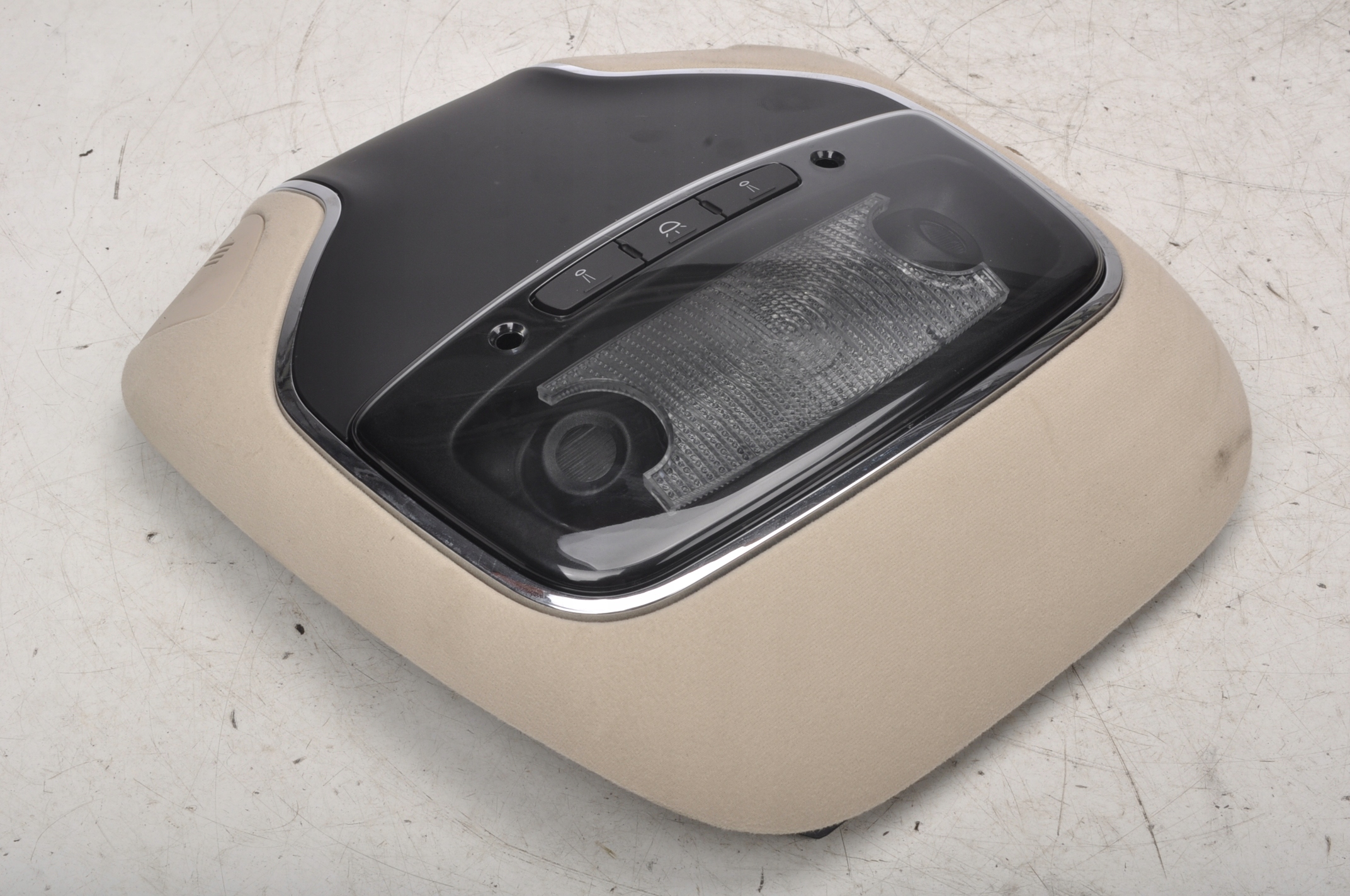 670024701 - GHIBLI III ОСВІТЛЕННЯ САЛОНУ ЛАМПА