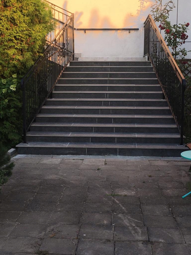 PŁYTKA NA TARAS,BASEN,SCHODY 40X120X2 cm Marka inna