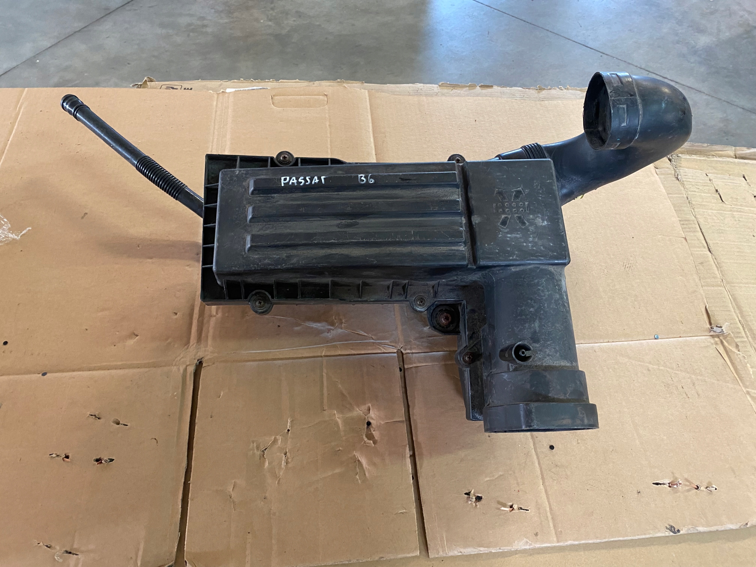 1K0129607AD,1K0129607AR,1K0129620E - VW PASSAT B6 корпус воздушного фильтра