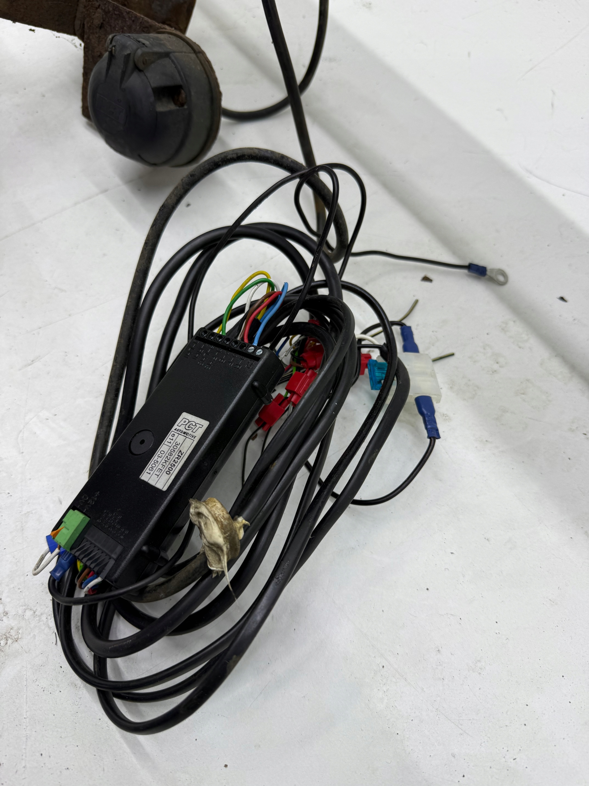 AUDI A6 C7 tow sider + KULA bundle electrical module PCT ZR2500