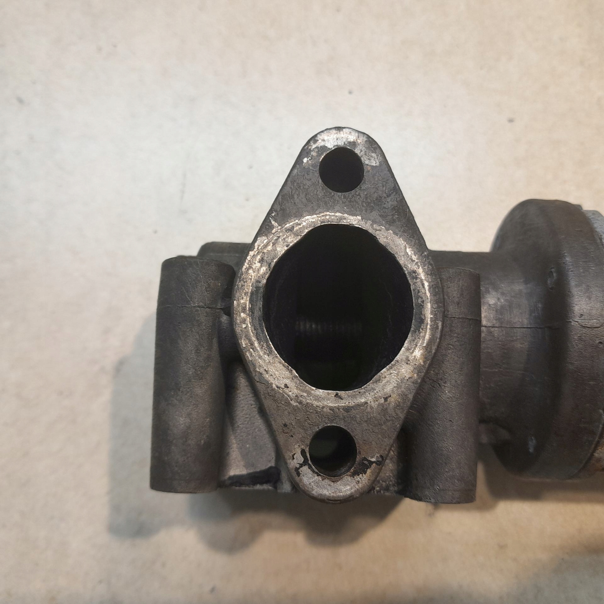 AGR-Ventil VECTRA C 1.9 CDTI 55215031