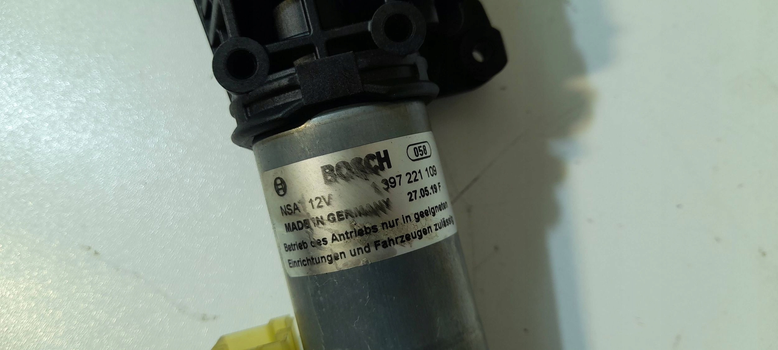 Audi A6 S6 C8 4K scharnier heckklappe links 4K9827299 (AU19)